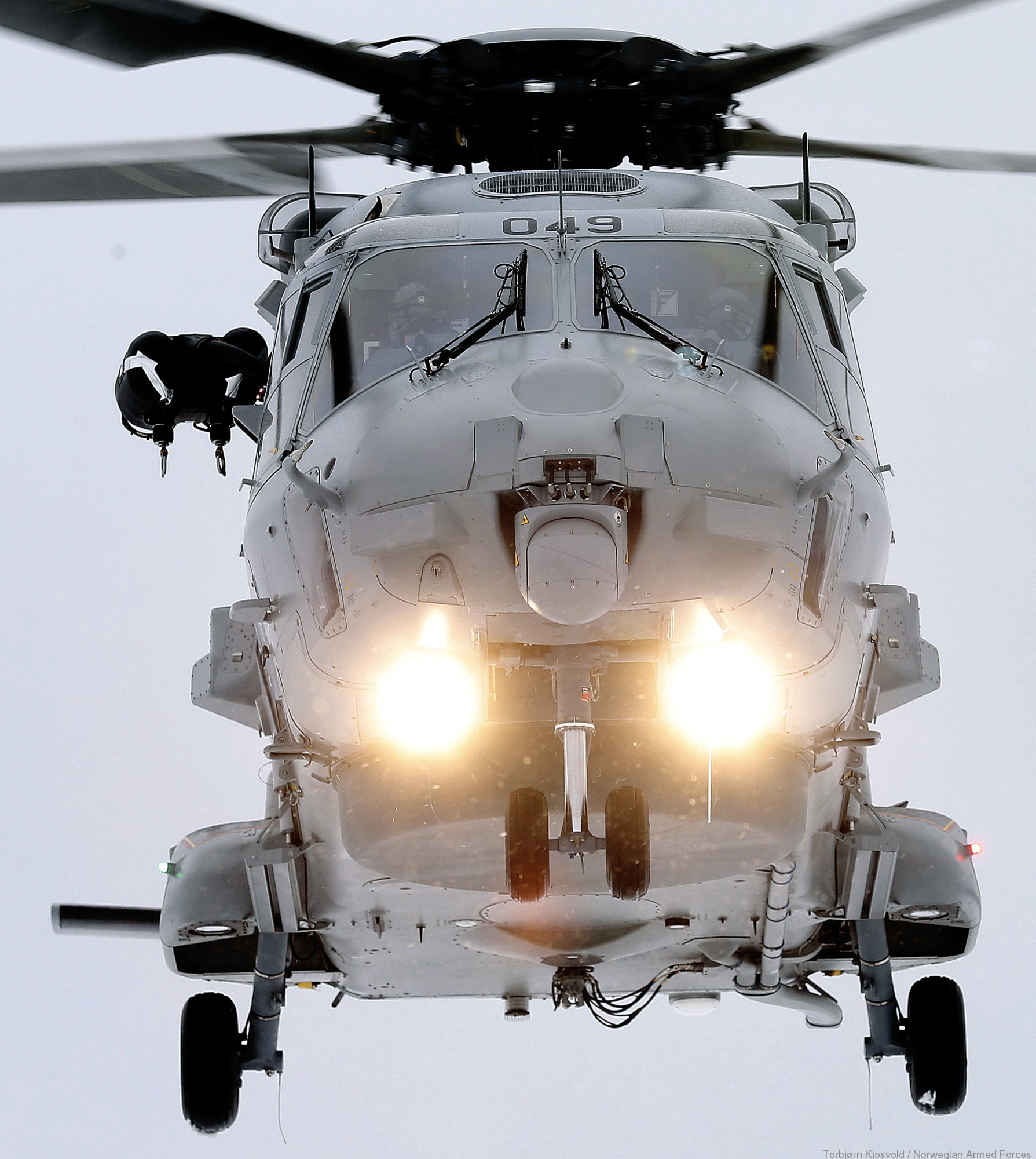 nh90 nfh asw helicopter royal norwegian coast guard navy air force kystvakt sjoforsvaret 049 08