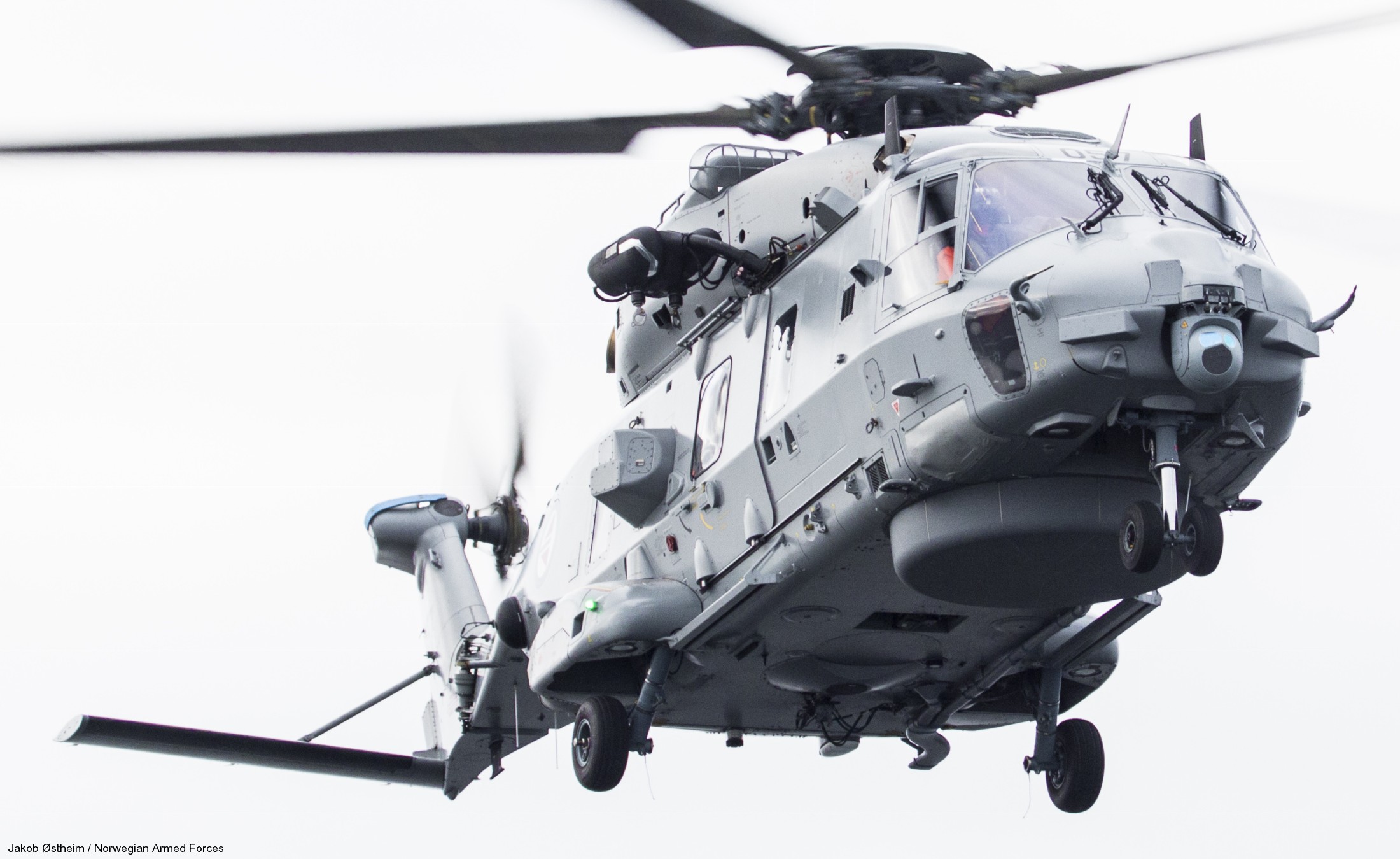 nh90 nfh asw helicopter royal norwegian coast guard navy air force kystvakt sjoforsvaret 057 02