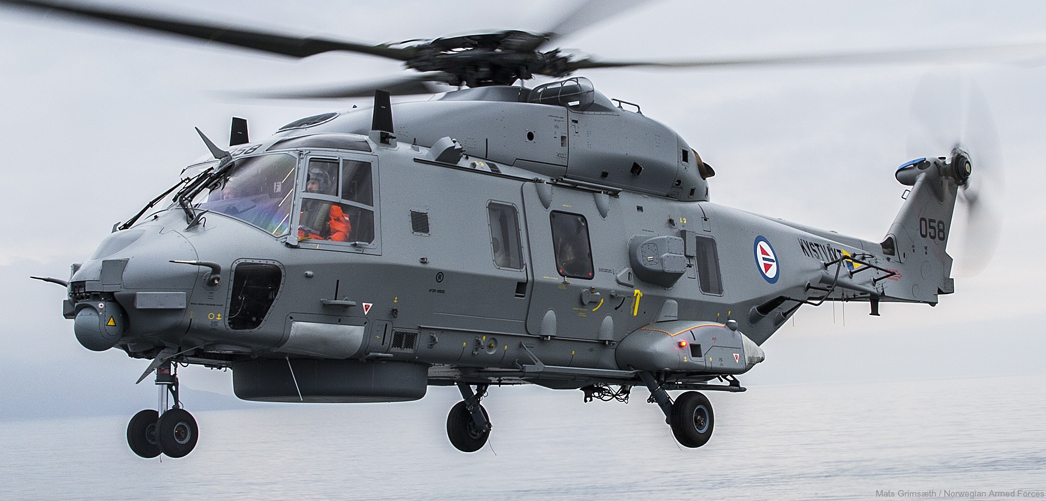 nh90 nfh asw helicopter royal norwegian coast guard navy air force kystvakt sjoforsvaret 058 03