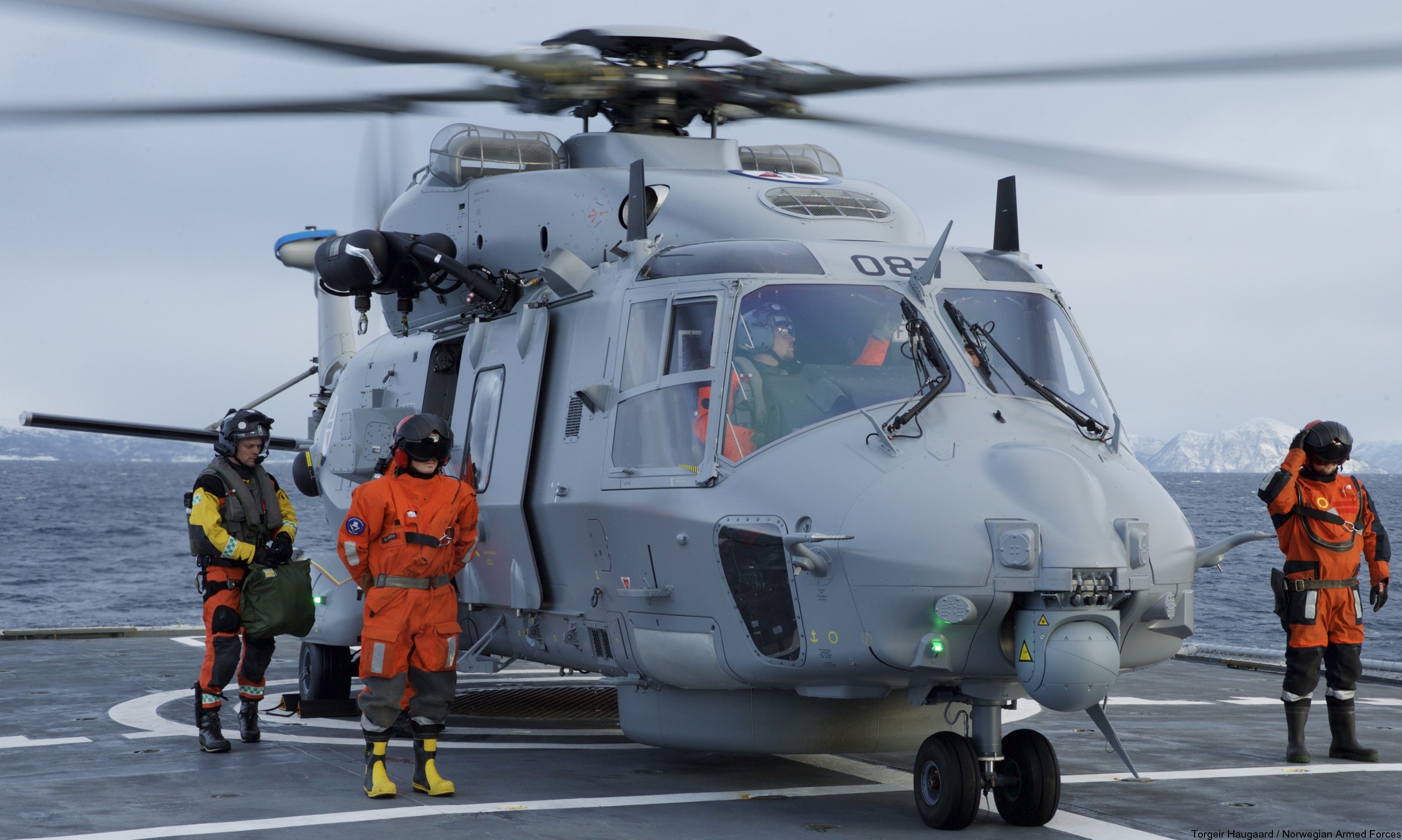nh90 nfh asw helicopter royal norwegian coast guard navy air force kystvakt sjoforsvaret 087 04