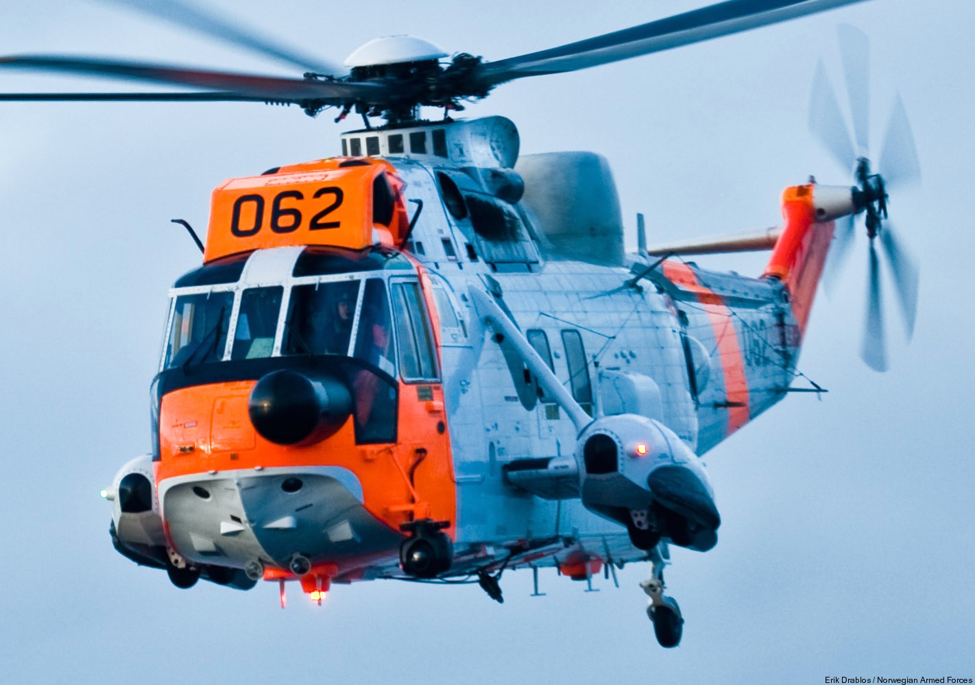 westland ws-61 sea king royal norwegian air force sar rescue 330 squadron skvadron luftforsvaret 062 09