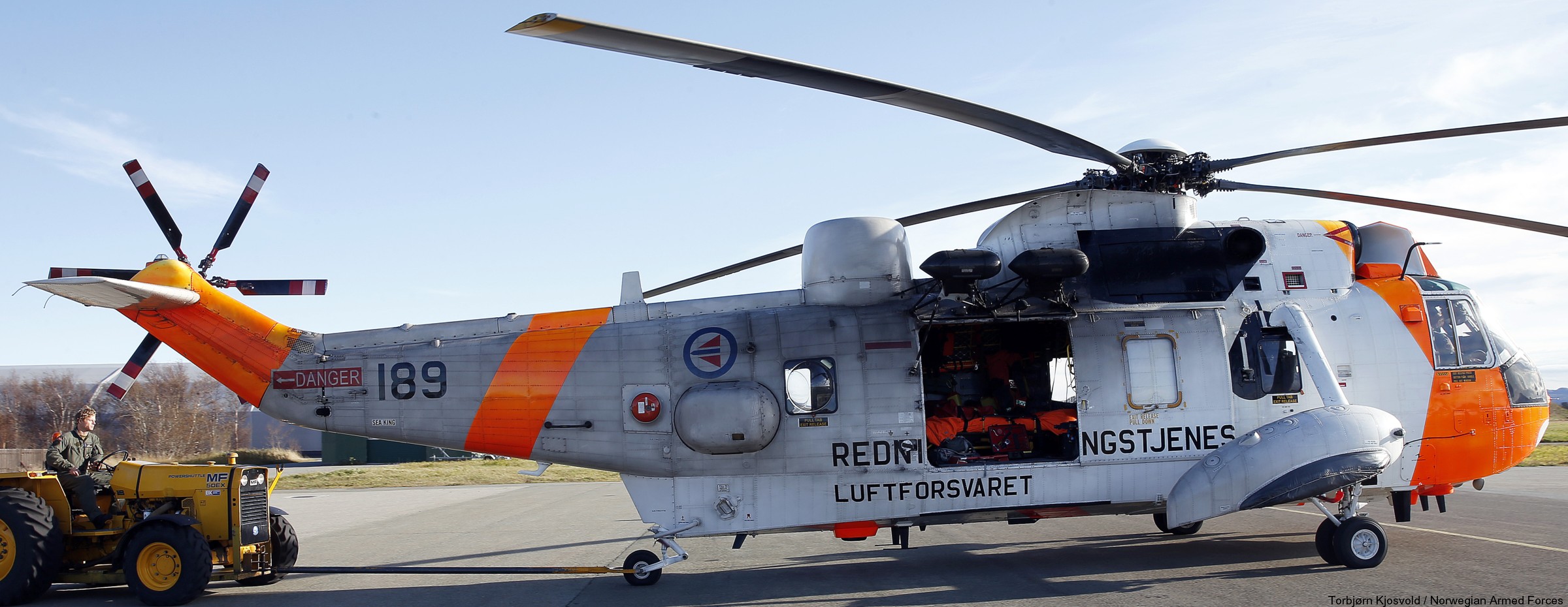 westland ws-61 sea king royal norwegian air force sar rescue 330 squadron skvadron luftforsvaret 189 02