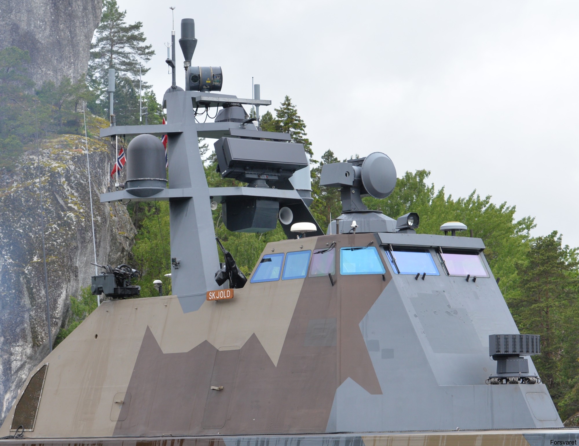 p-960 skjold hnoms knm corvette royal norwegian navy sjoforsvaret 27