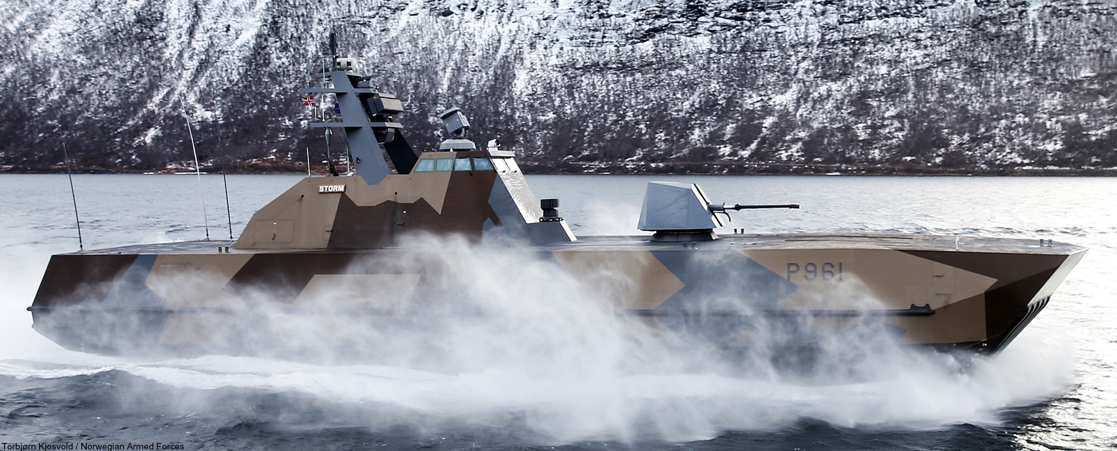 p-961 storm knm hnoms skjold class corvette royal norwegian navy sjoforsvaret 10