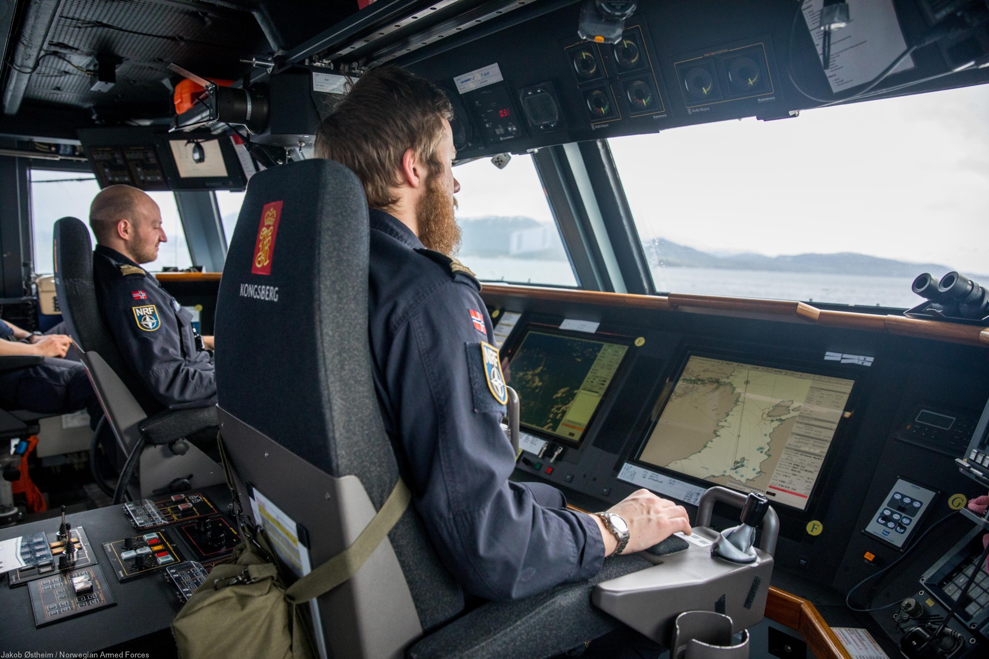 skjold class corvette knm hnoms royal norwegian navy sjoforsvaret 21 bridge helm control