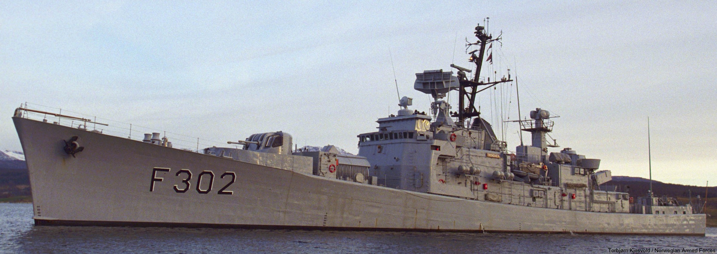 f-302 hnoms trondheim knm oslo class frigate royal norwegian navy sjoforsvaret 06