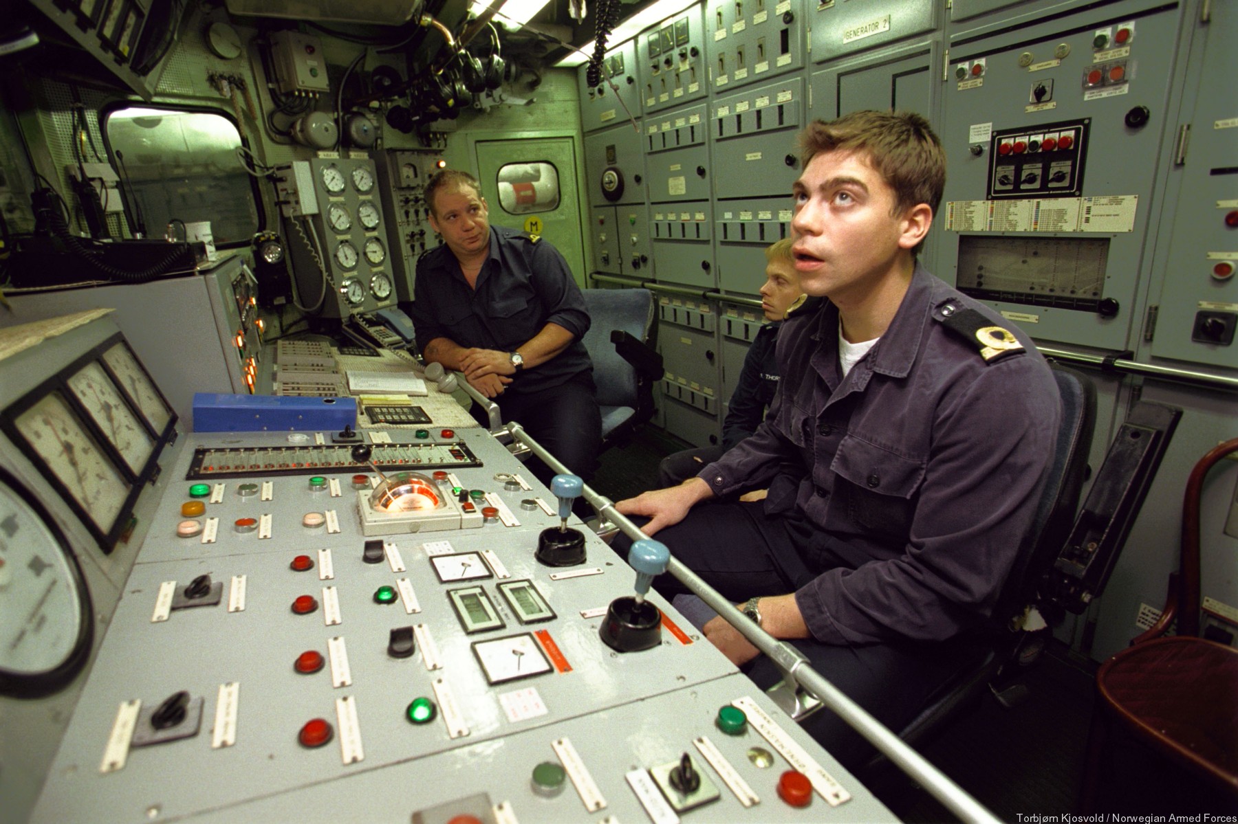 f-302 hnoms trondheim knm oslo class frigate royal norwegian navy sjoforsvaret 14