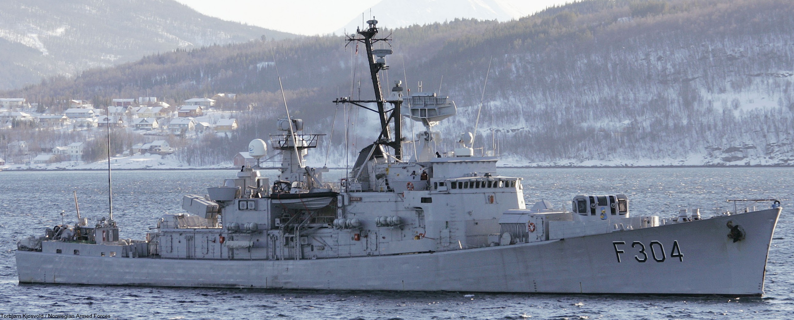 f-304 hnoms narvik knm oslo class frigate royal norwegian navy sjoforsvaret 06