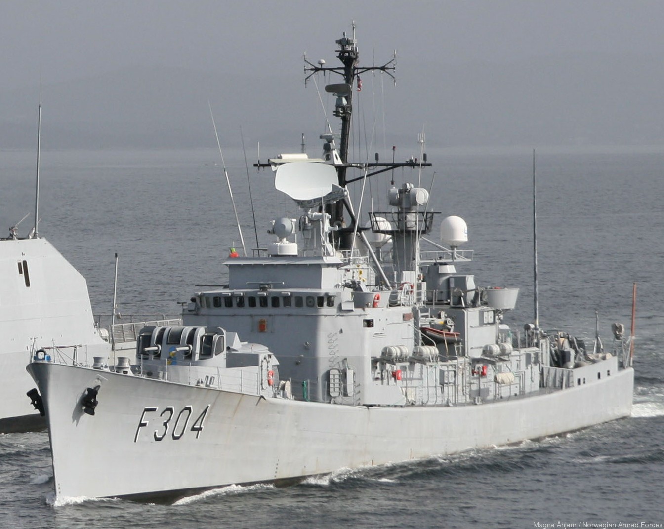 f-304 hnoms narvik knm oslo class frigate royal norwegian navy sjoforsvaret 08