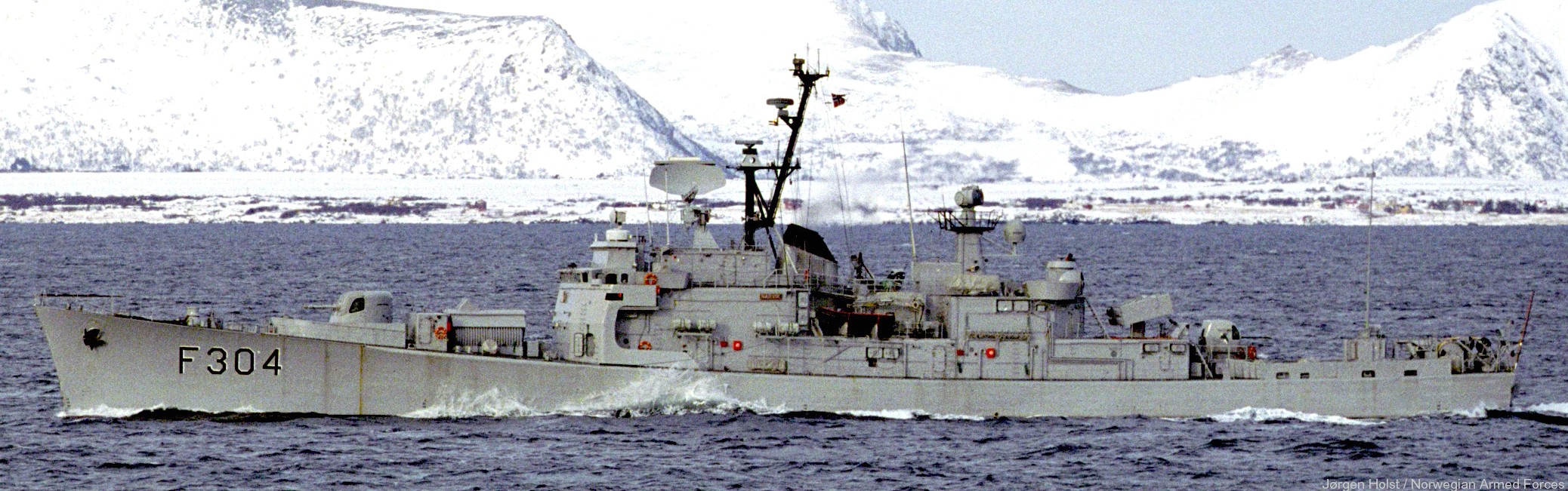 f-304 hnoms narvik knm oslo class frigate royal norwegian navy sjoforsvaret 16