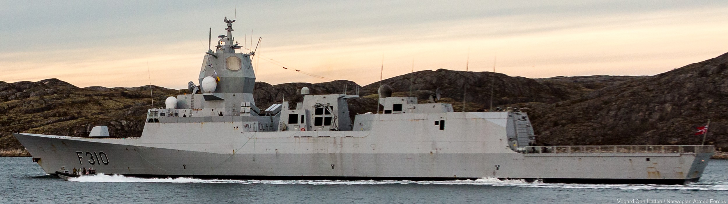 f-310 fridtjof nansen hnoms knm frigate royal norwegian navy sjoforsvaret 28