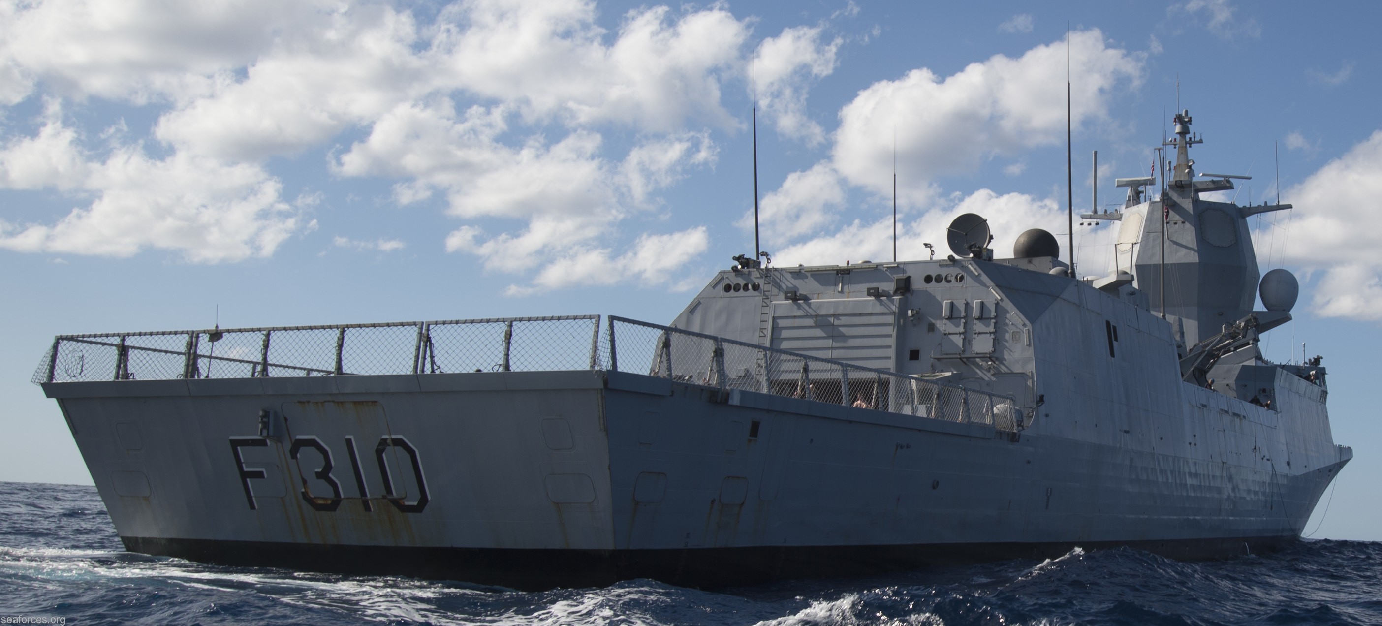f-310 fridtjof nansen hnoms knm frigate royal norwegian navy sjoforsvaret 32