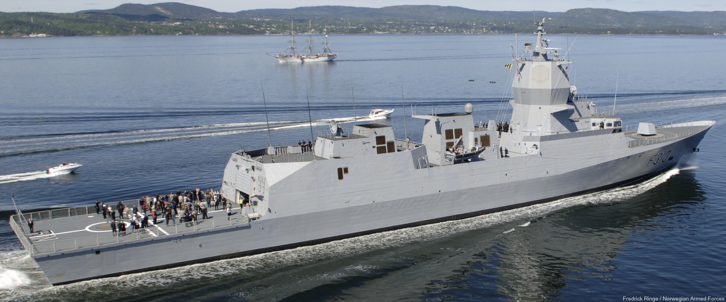 f-310 fridtjof nansen hnoms knm frigate royal norwegian navy sjoforsvaret 67