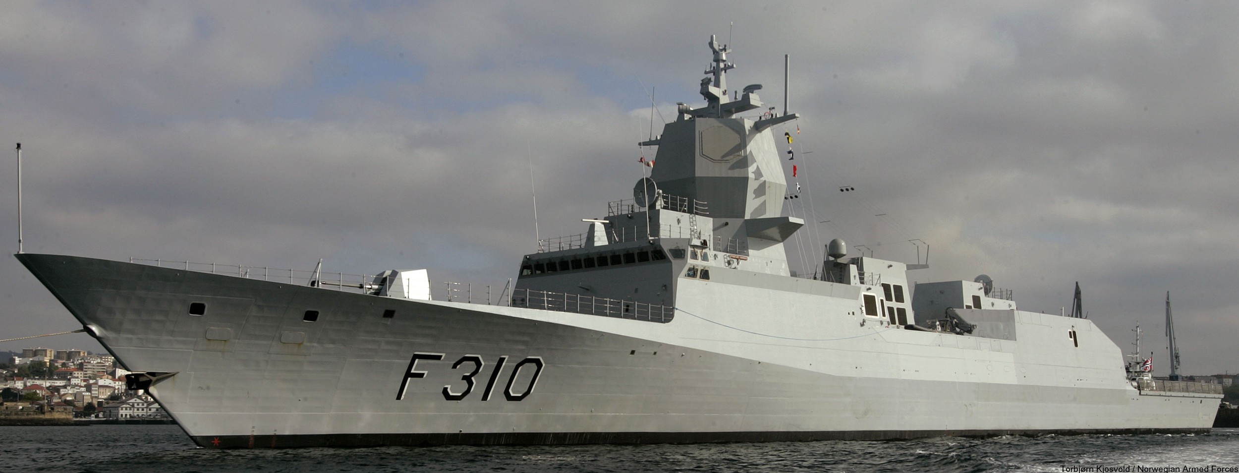 f-310 fridtjof nansen hnoms knm frigate royal norwegian navy sjoforsvaret 72