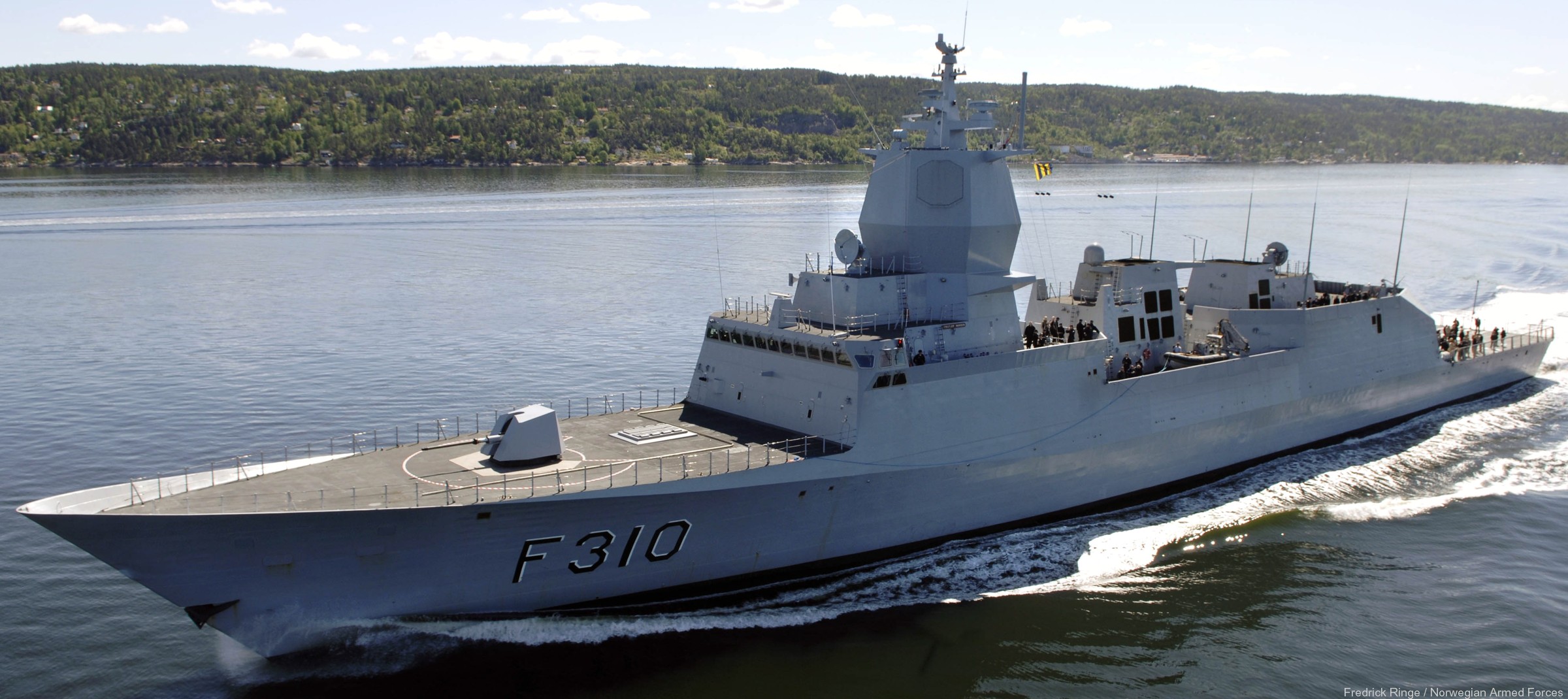 f-310 fridtjof nansen hnoms knm frigate royal norwegian navy sjoforsvaret 73