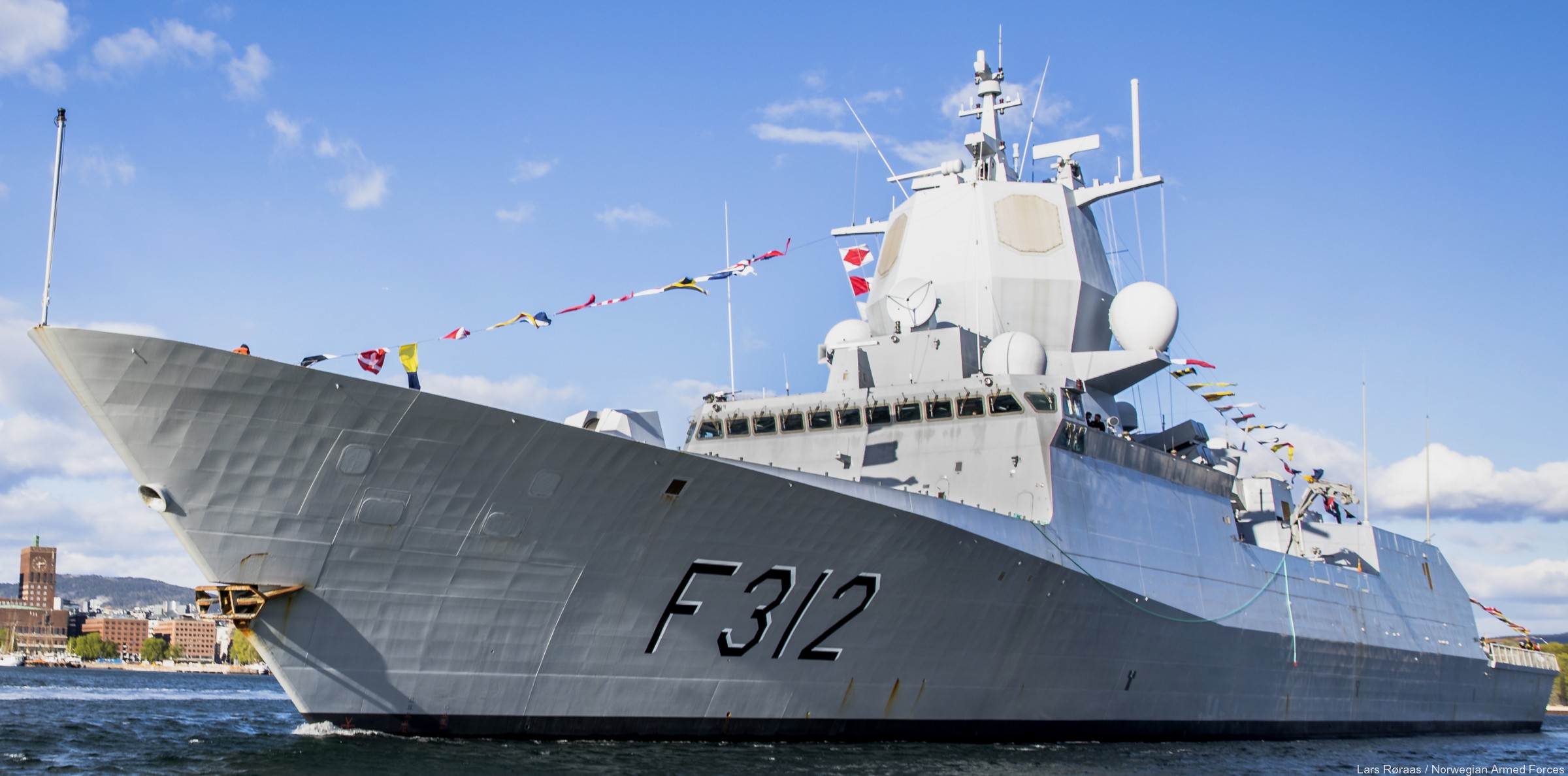 f-312 otto sverdrup hnoms knm fridtjof nansen class frigate royal norwegian navy 13