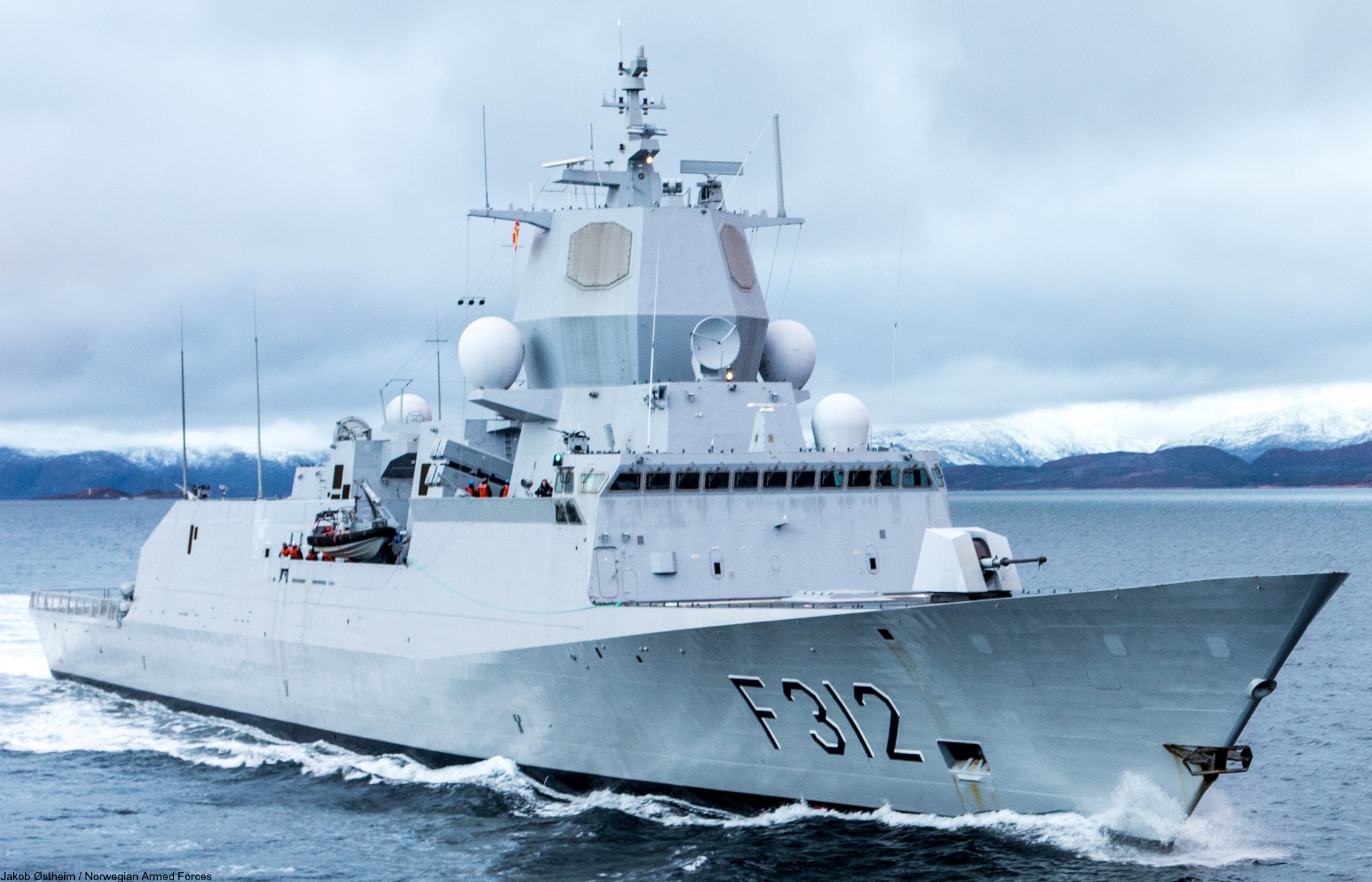 f-312 otto sverdrup hnoms knm fridtjof nansen class frigate royal norwegian navy 24