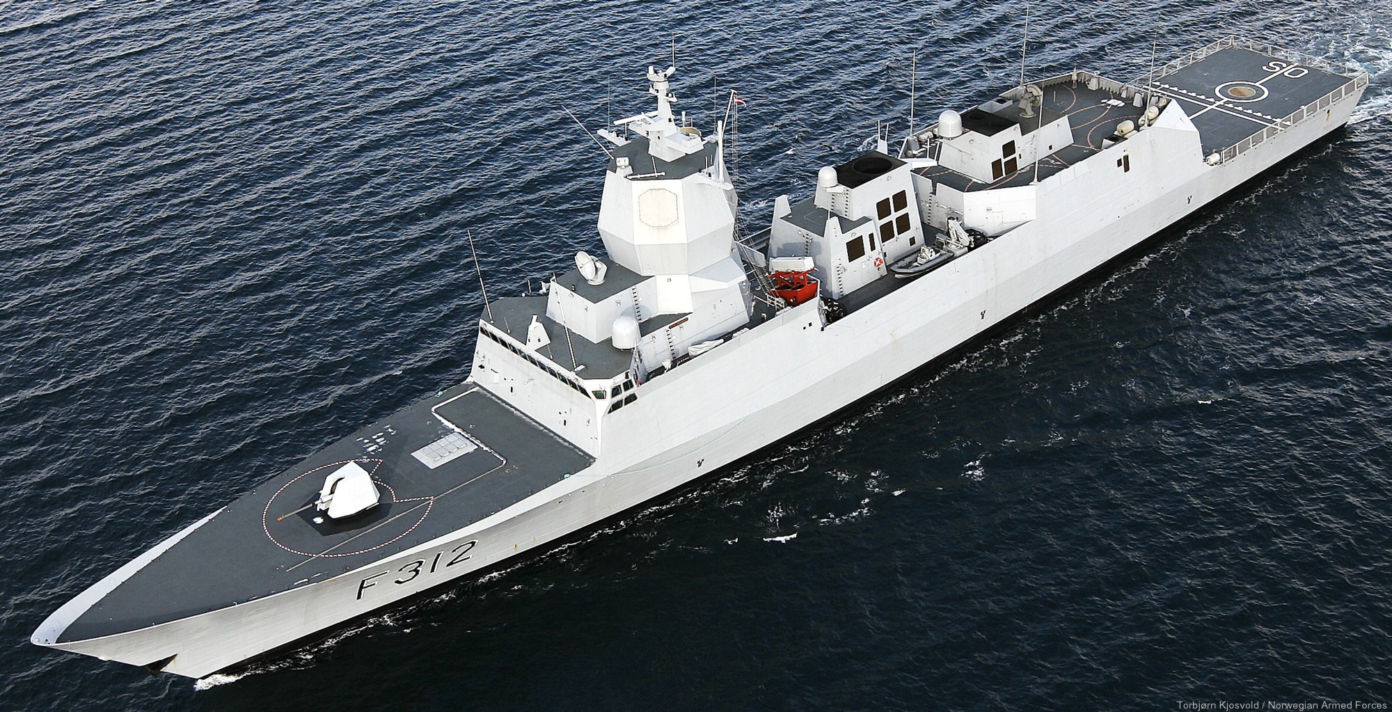f-312 otto sverdrup hnoms knm fridtjof nansen class frigate royal norwegian navy 32