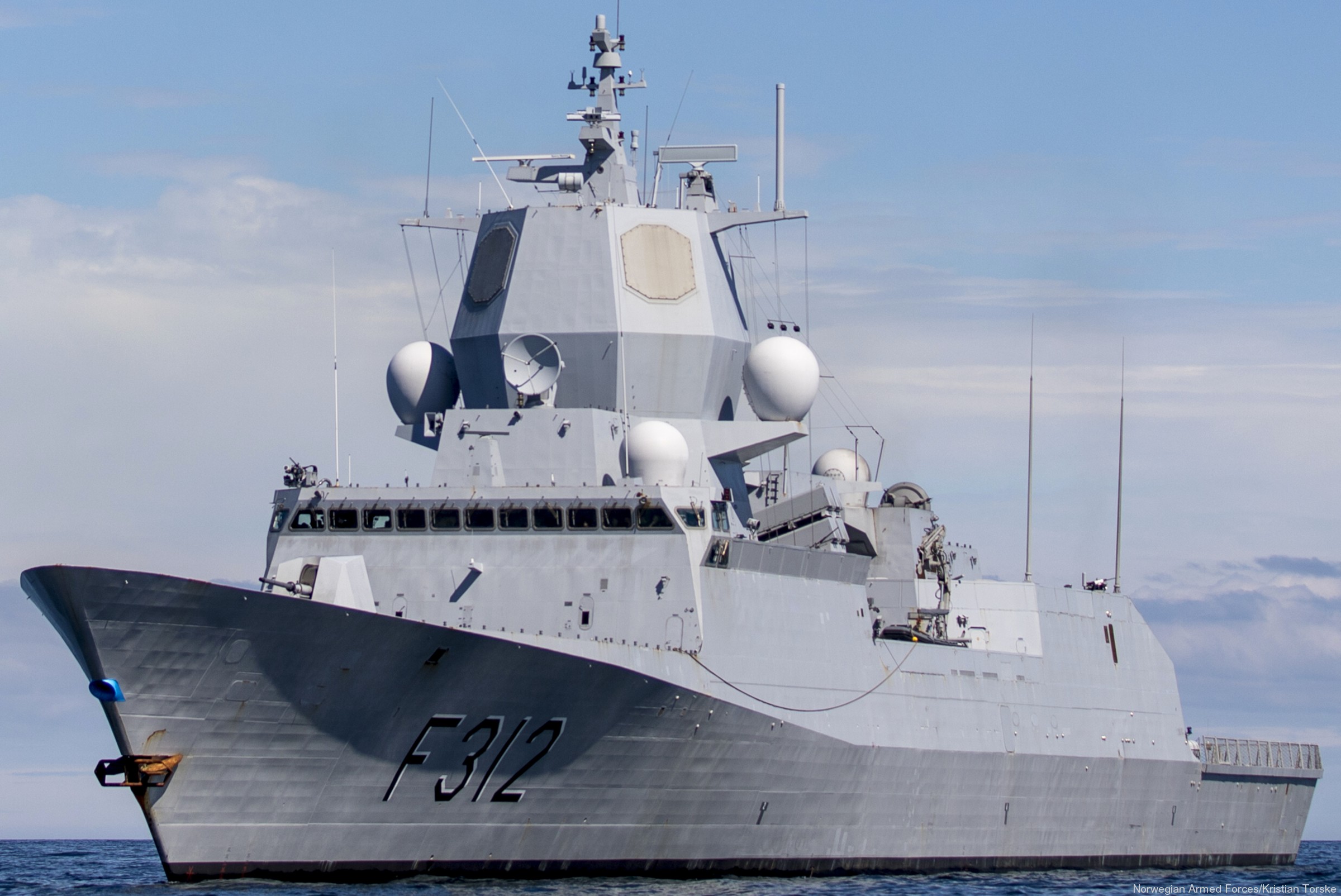 f-312 otto sverdrup hnoms knm fridtjof nansen class frigate royal norwegian navy sjøforsvaret haakonsvern 47x