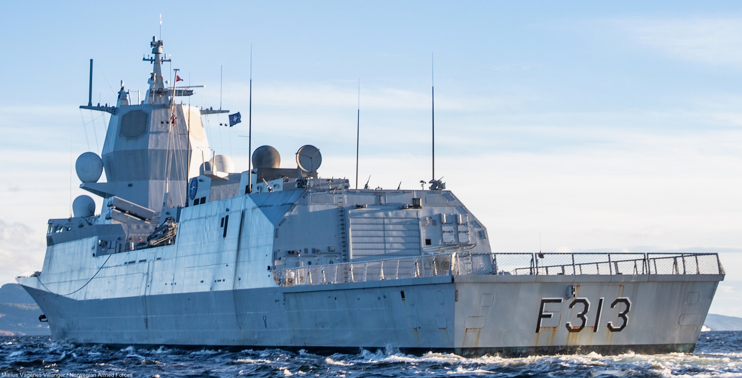 f-313 hnoms knm helge ingstad fridtjof nansen class frigate royal norwegian navy 19x