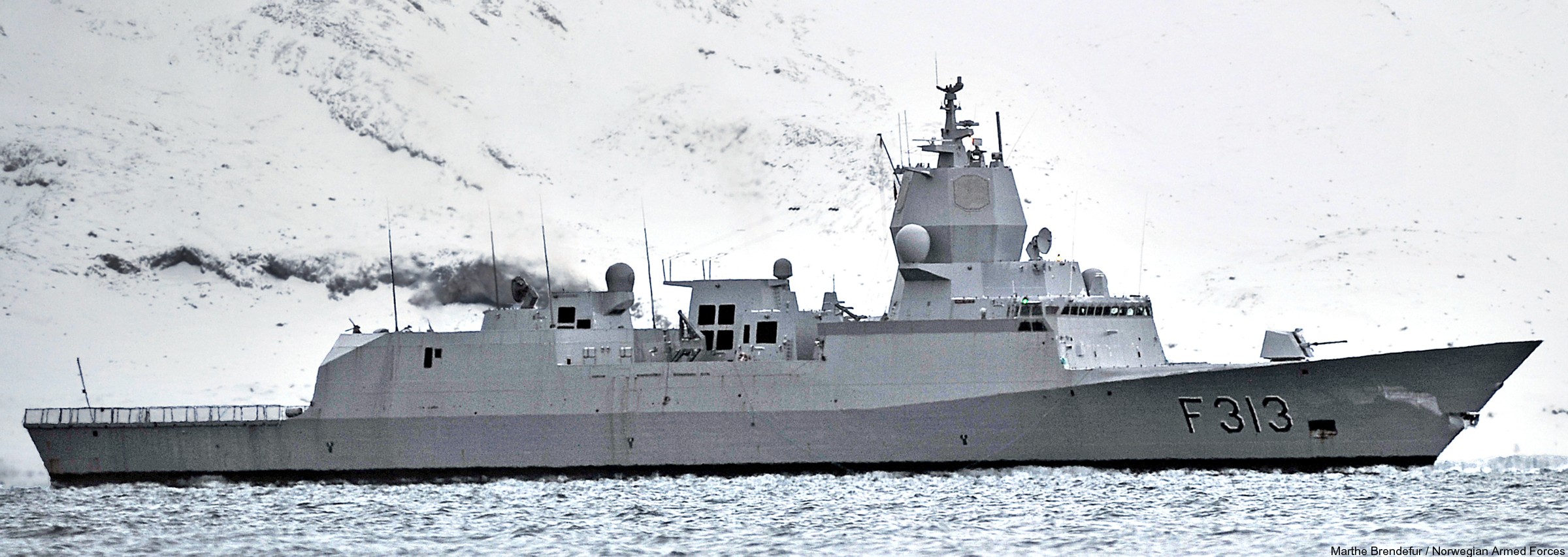 f-313 helge ingstad hnoms knm nansen class frigate royal norwegian navy 29