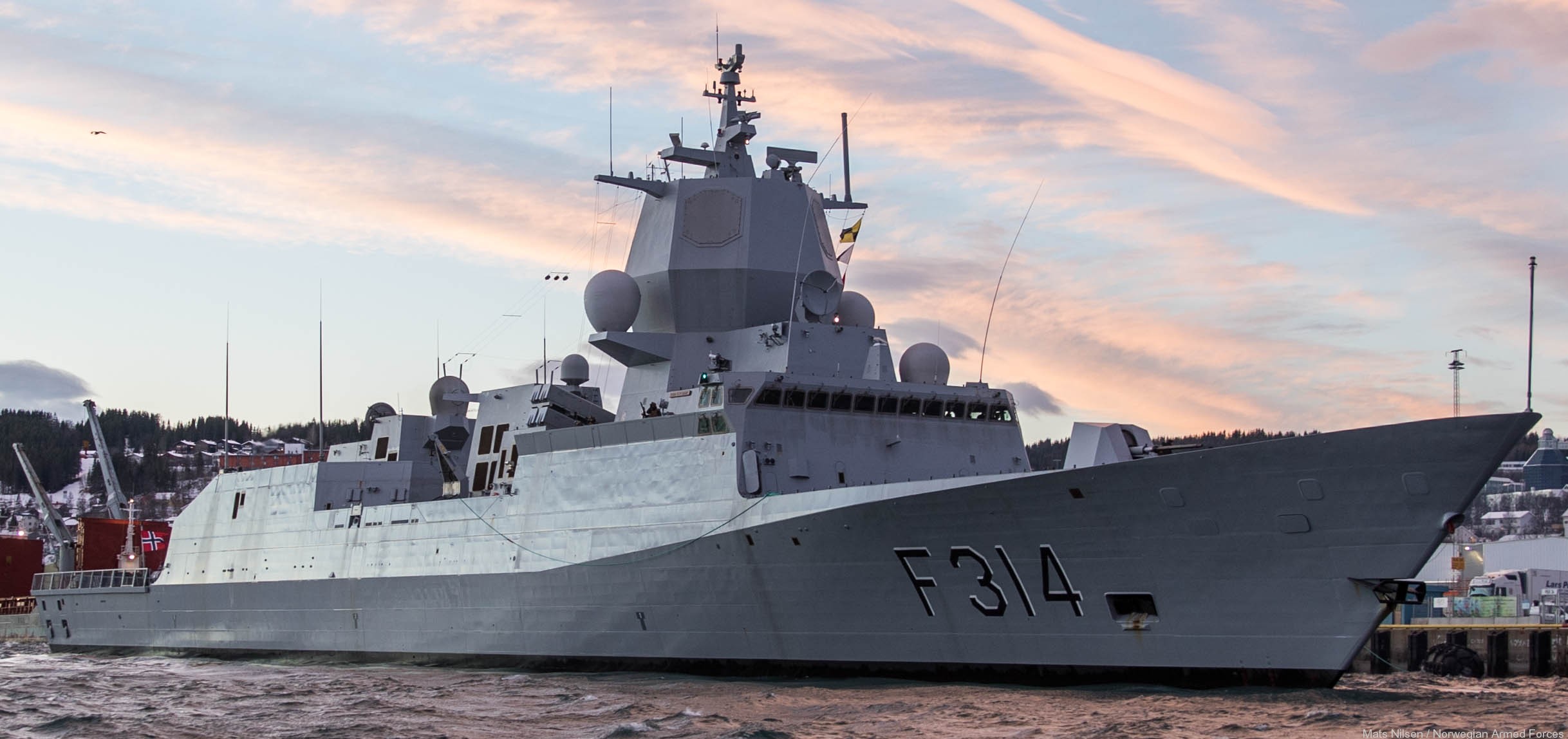 f-314 thor heyerdahl hnoms knm fridtjof nansen class frigate royal norwegian navy 12