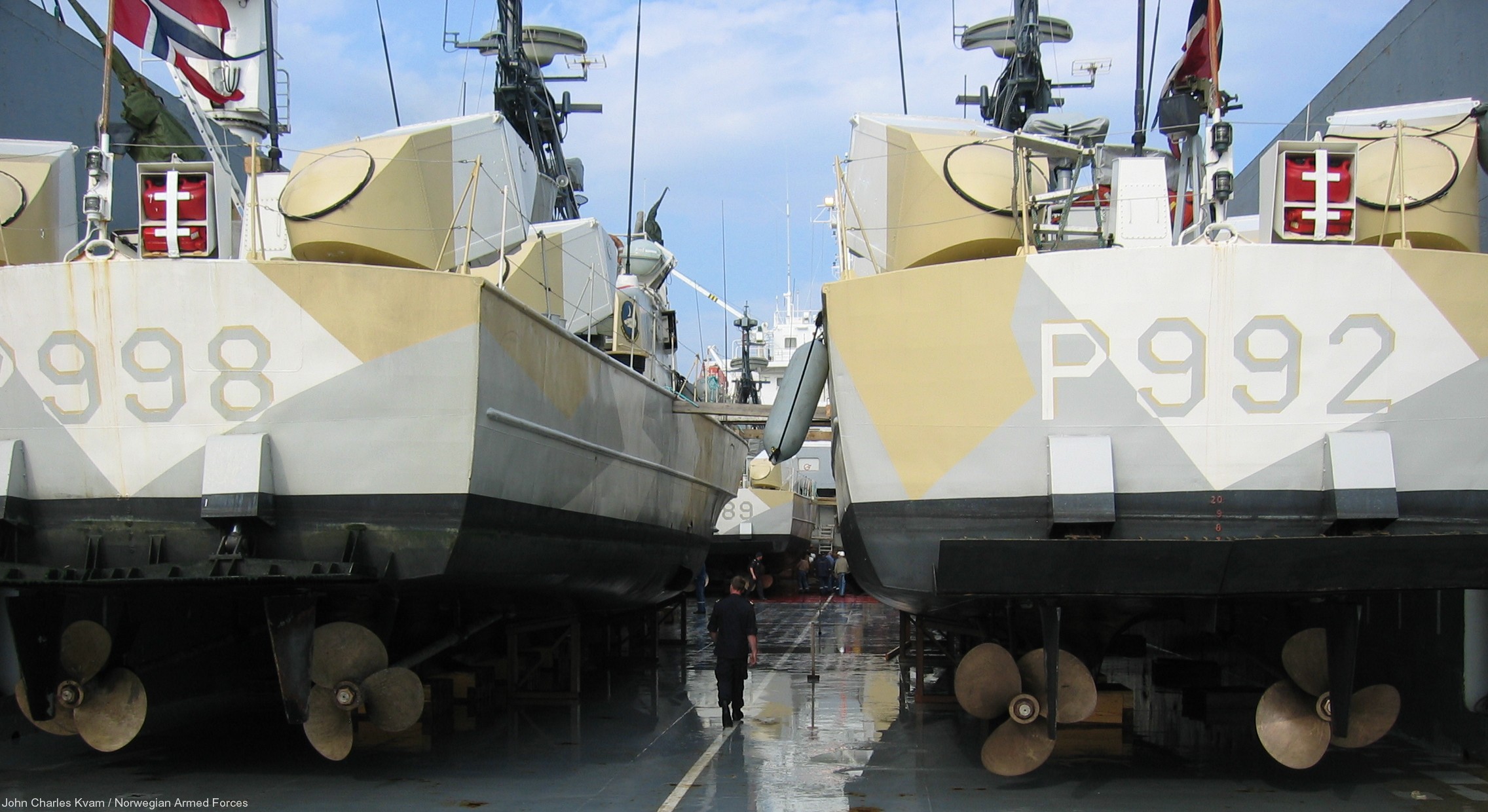 hauk class fast attack missile torpedo craft boat knm norwegian navy sjøforsvaret 10c