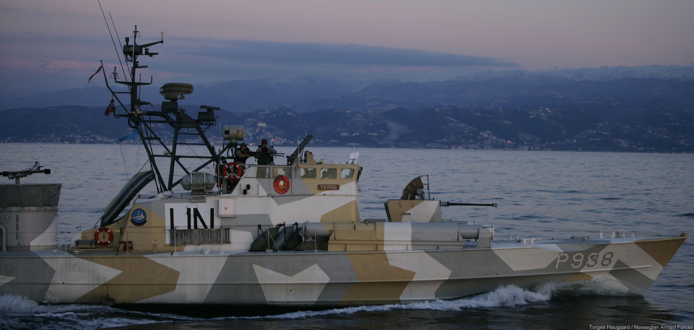 p-988 knm terne hauk class fast attack missile torpedo craft boat norwegian navy sjøforsvaret 16
