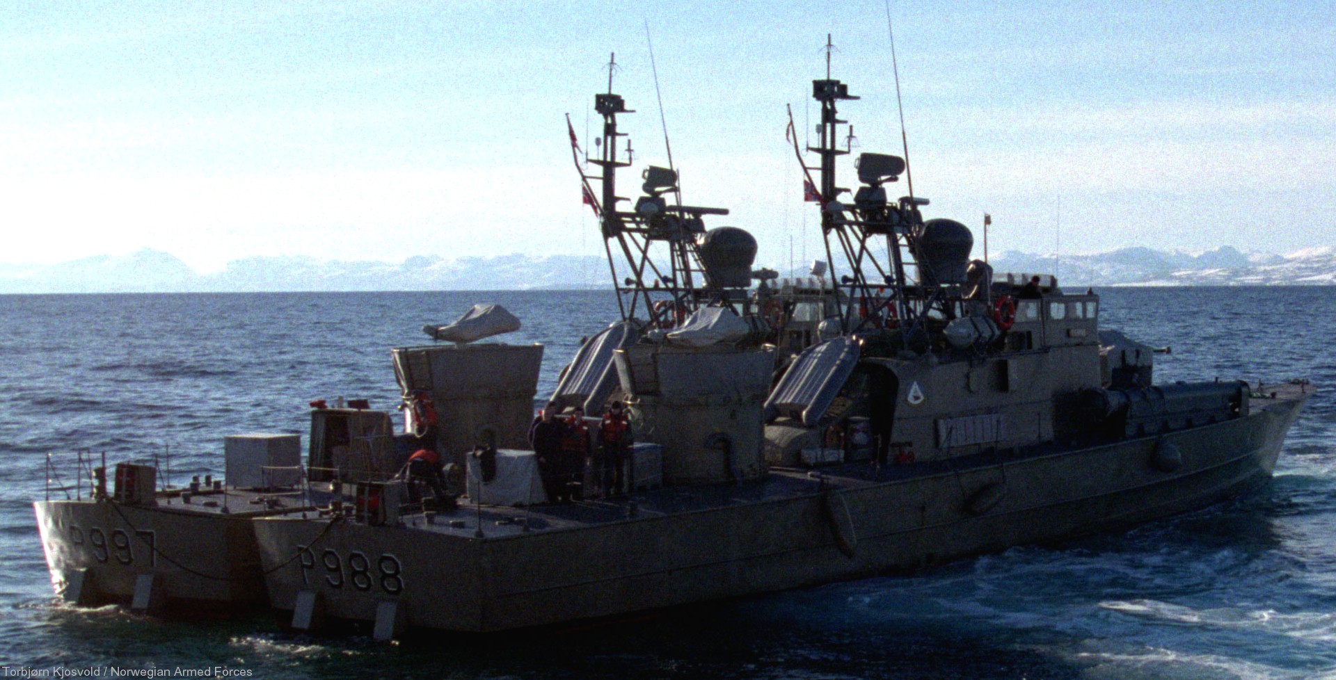 p-988 knm terne hauk class fast attack missile torpedo craft boat norwegian navy sjøforsvaret 23