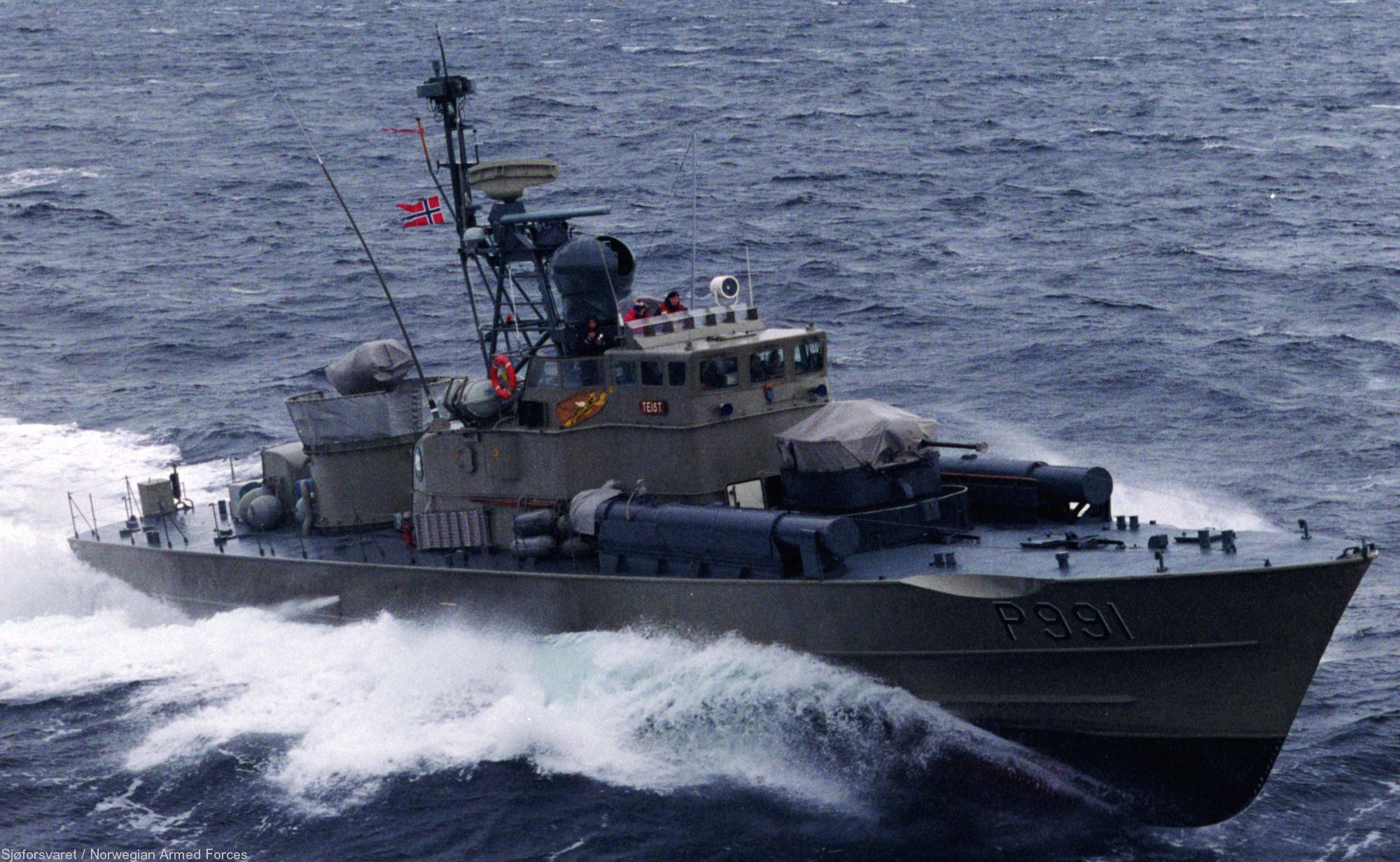 p-991 knm teist hauk class fast attack missile torpedo craft boat norwegian navy sjøforsvaret 08