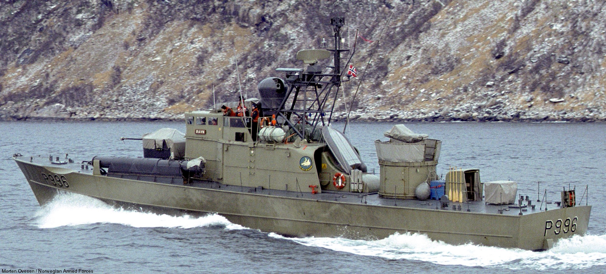 p-996 knm ravn hauk class fast attack missile torpedo craft boat norwegian navy sjøforsvaret 05