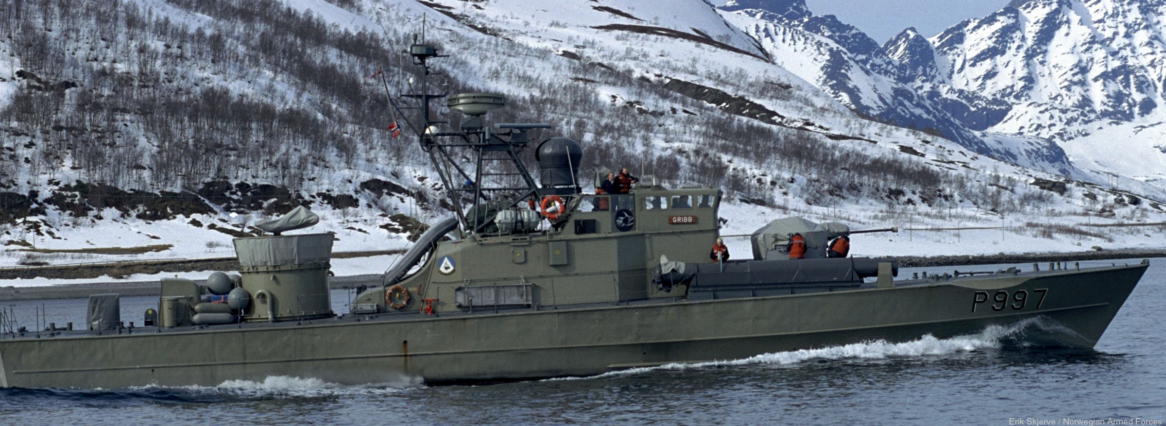 p-997 knm gribb hauk class fast attack missile torpedo craft boat norwegian navy sjøforsvaret 06