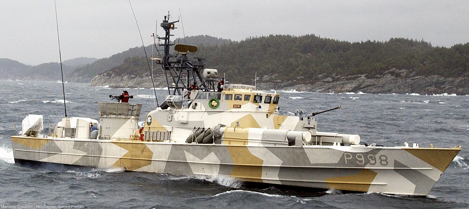 p-998 knm geir hauk class fast attack missile torpedo craft boat norwegian navy sjøforsvaret 07