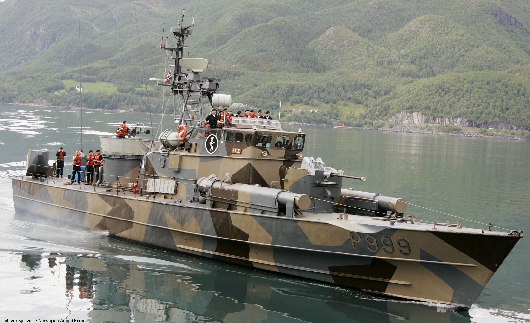 p-999 knm erle hauk class fast attack missile torpedo craft boat norwegian navy sjøforsvaret 05