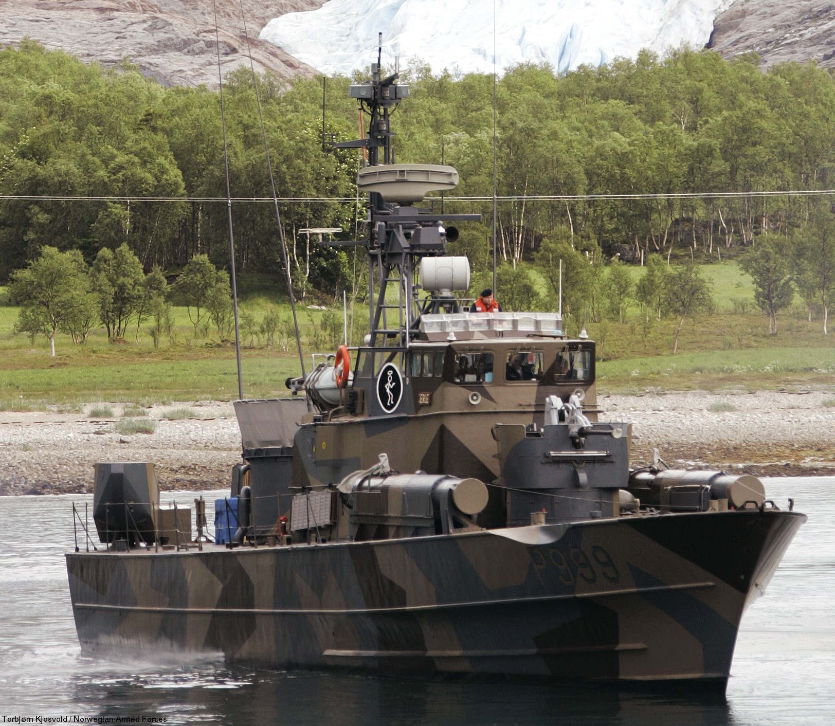 p-999 knm erle hauk class fast attack missile torpedo craft boat norwegian navy sjøforsvaret 08