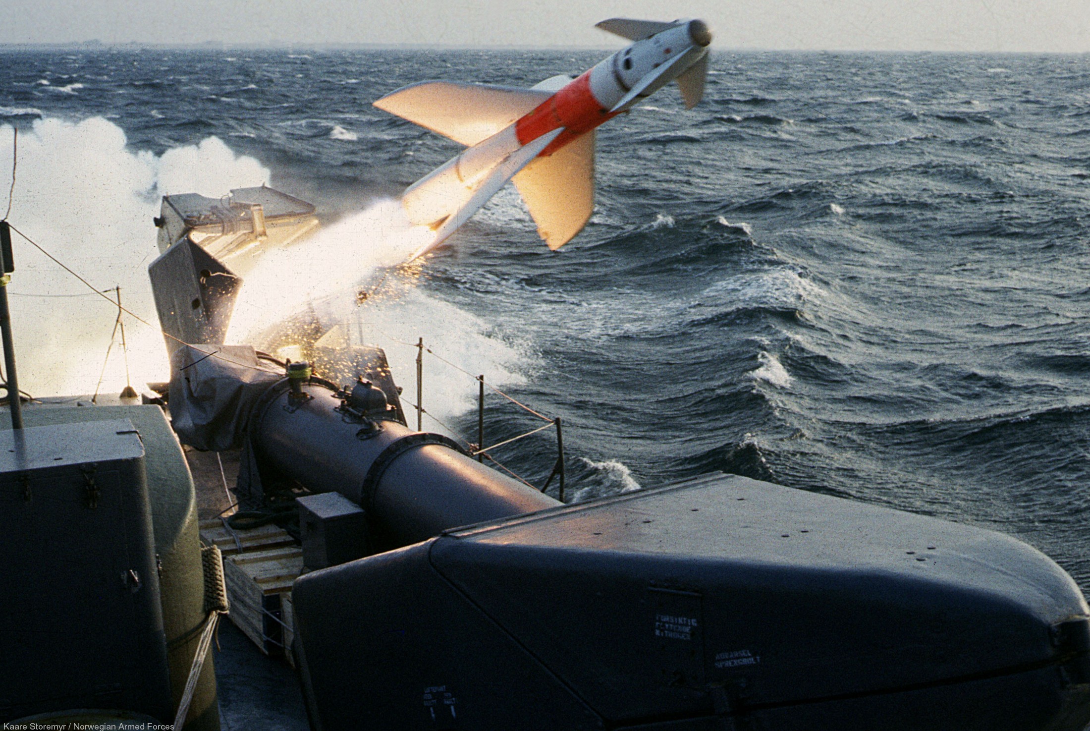 hauk class fast attack craft missile torpedo boat missiltorpedobåter royal norwegian navy sjøforsvaret 02 penguin mk.1 ssm agm-114