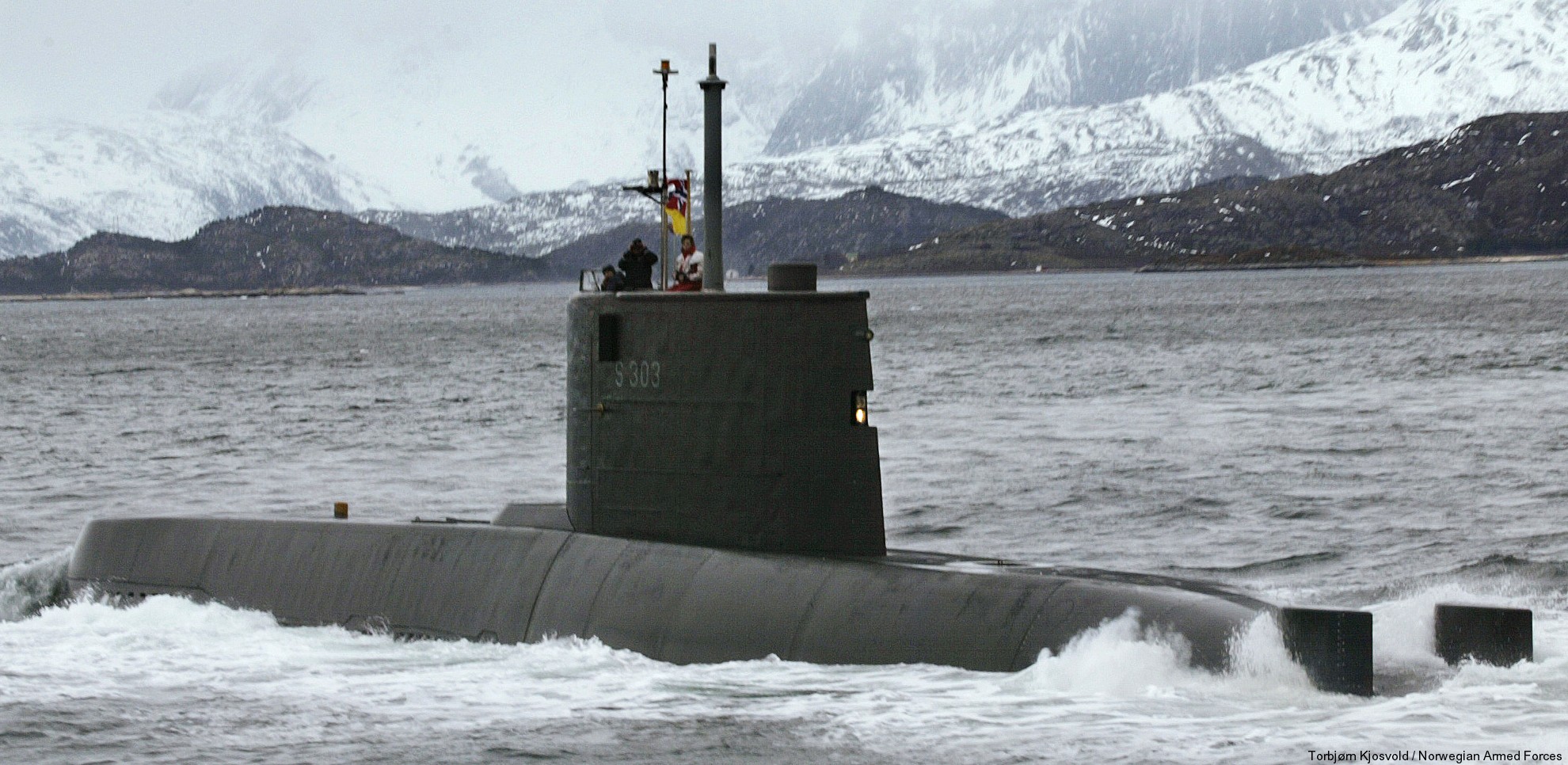 s-303 hnoms knm utvaer ula class submarine type 210 attack ssk undervannsbåt royal norwegian navy sjøforsvaret 03