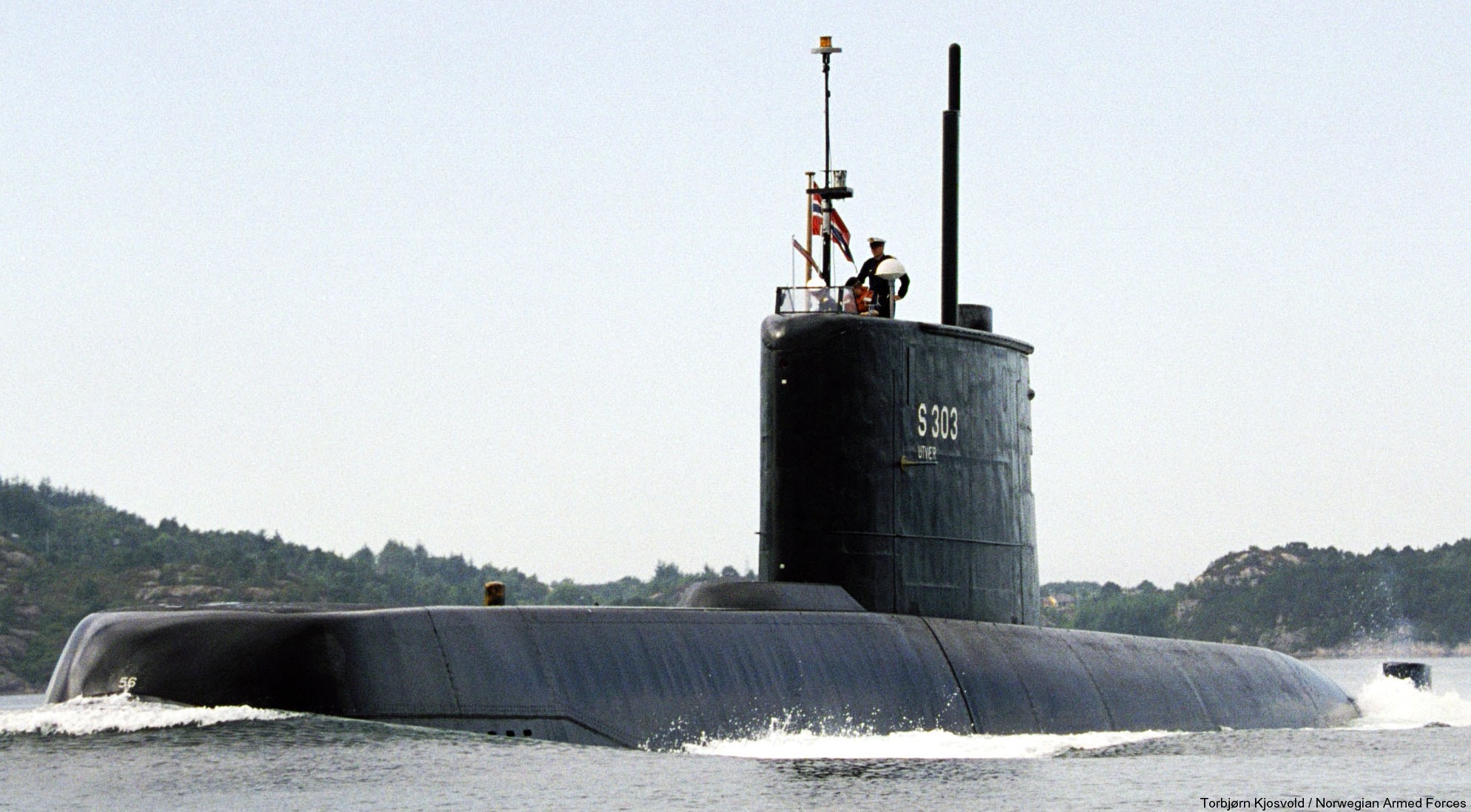 s-303 hnoms knm utvaer ula class submarine type 210 attack ssk undervannsbåt royal norwegian navy sjøforsvaret 06