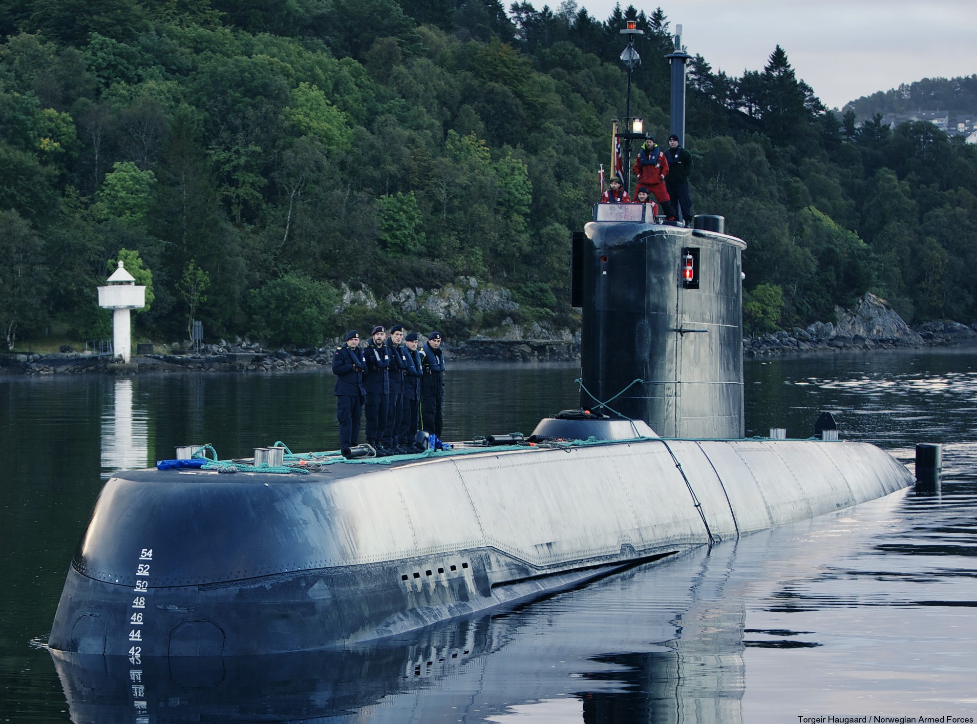 s-304 hnoms knm uthaug ula class submarine type 210 attack ssk undervannsbåt royal norwegian navy sjøforsvaret 03