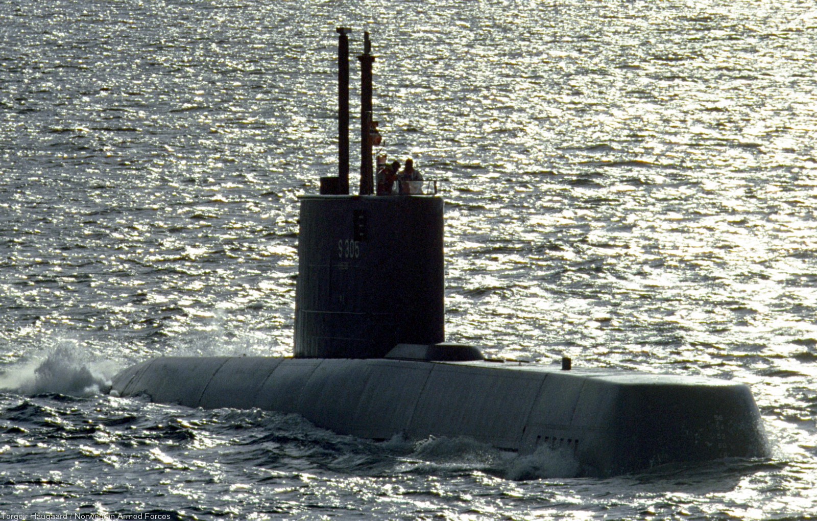 s-305 hnoms knm uredd ula class submarine type 210 attack ssk undervannsbåt royal norwegian navy sjøforsvaret 02