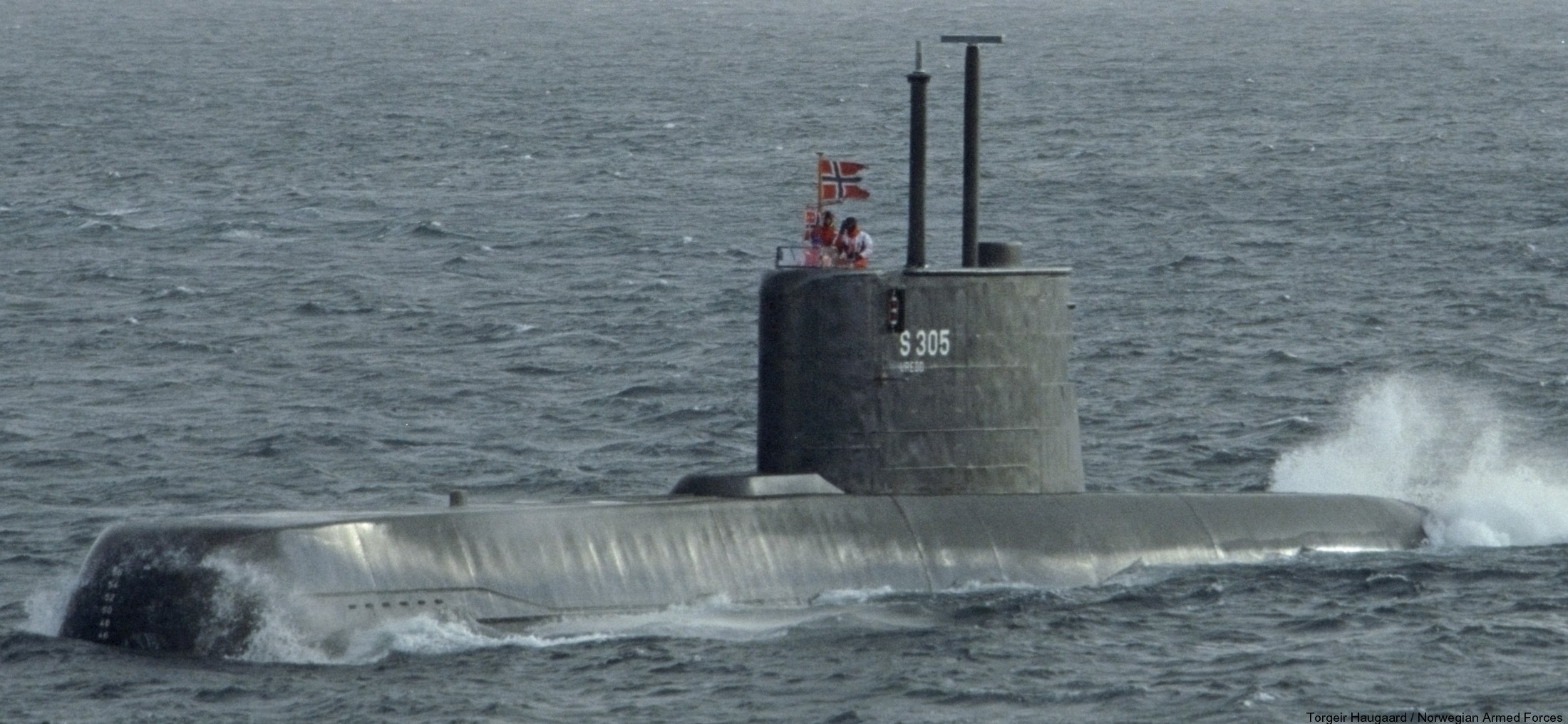 s-305 hnoms knm uredd ula class submarine type 210 attack ssk undervannsbåt royal norwegian navy sjøforsvaret 03
