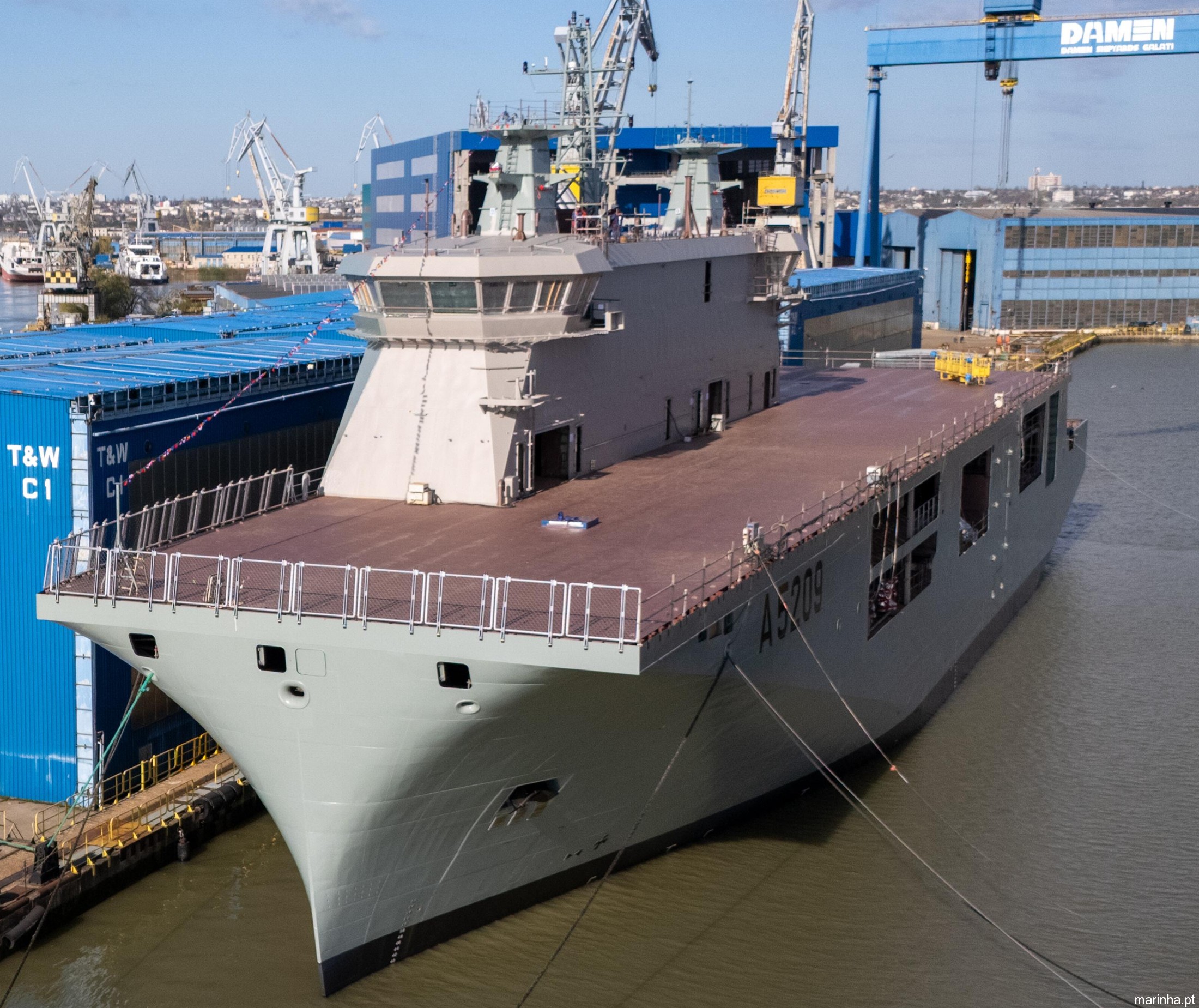 a-5209 nrp d. joao ii multifunctional naval platform pnm portuguese navy marinha portuguesa 05