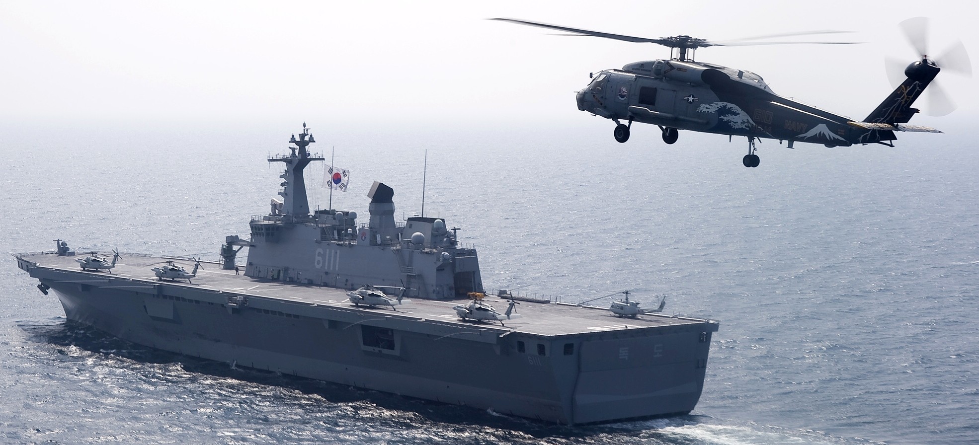 lph-6111 roks dokdo landing platform helicopter amphibious assault ship korean navy rokn 08 mh-60 seahawk