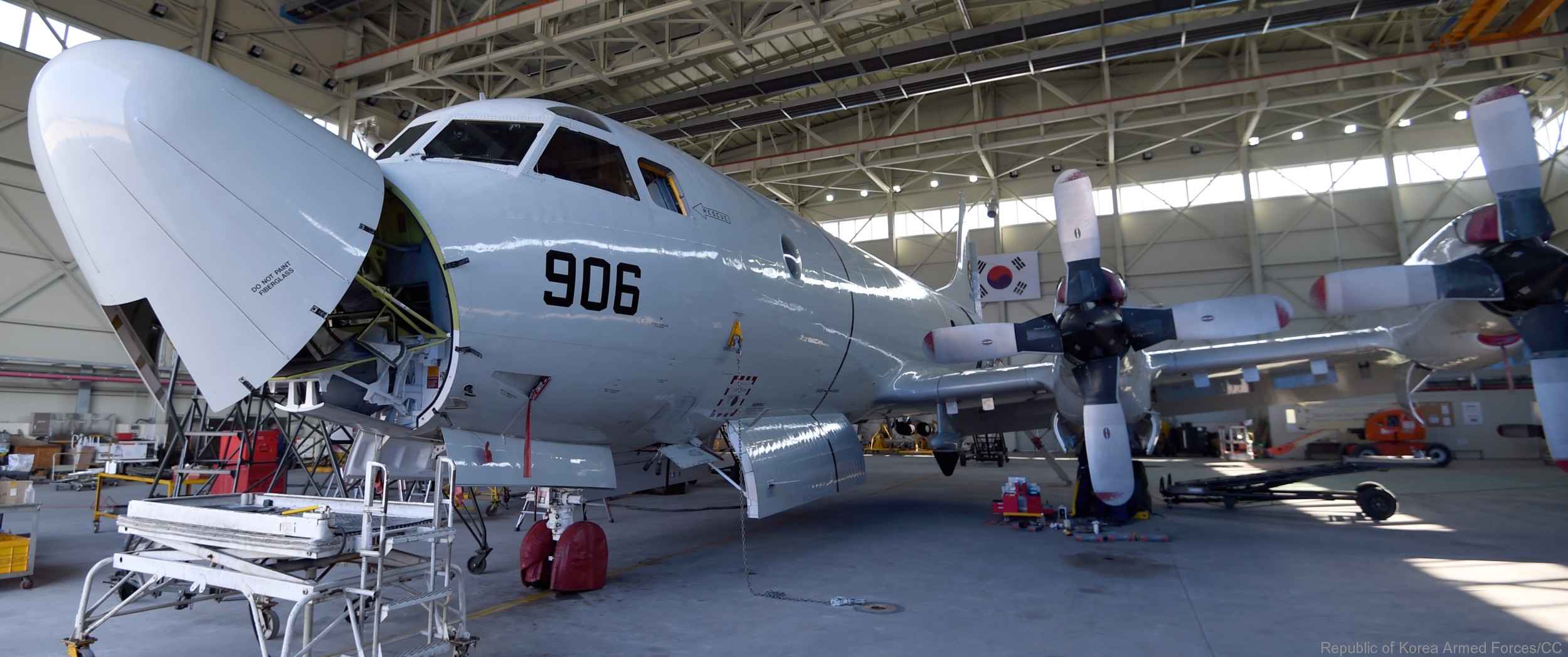 p-3c orion republic of korea navy rokn maritime patrol aircraft mpa lockheed 950906 08