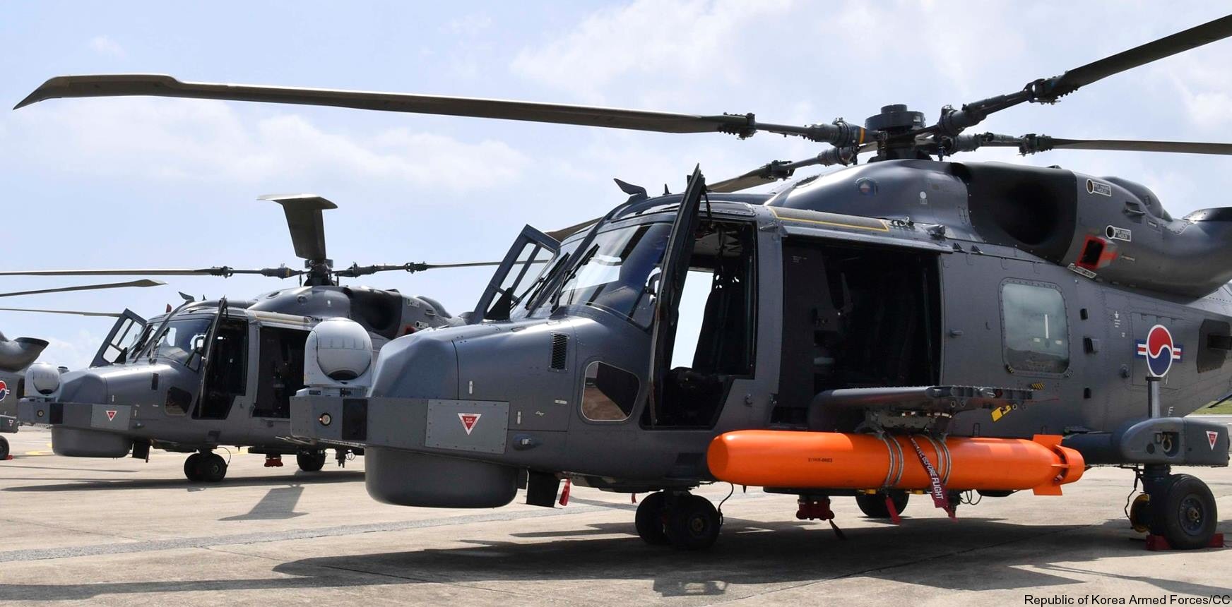 agusta westland aw159 wildcat helicopter republic of korea navy rokn 03 torpedo