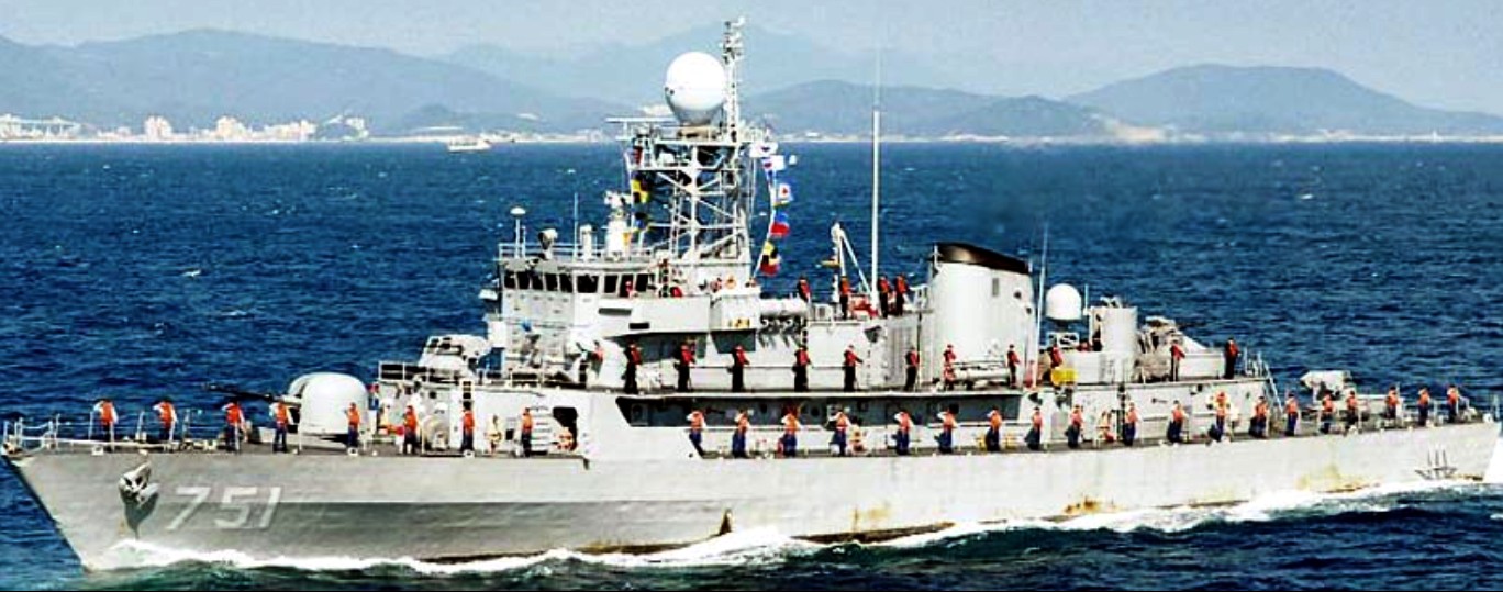 donghae class patrol combat corvette pcc republic of korean navy rokn roks suwon gangneung anyang 02x
