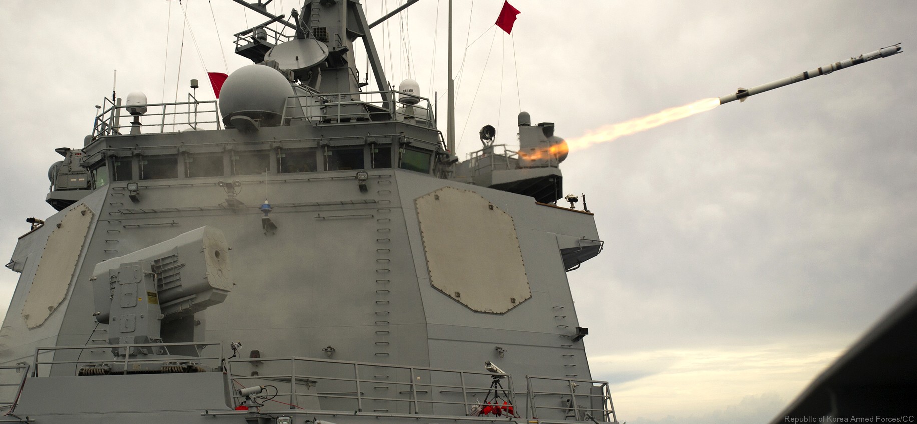 sejong the great class guided missile destroyer ddg kdx-iii aegis republic of korean navy rokn rim-116 rolling airframe missile ram ciws 07