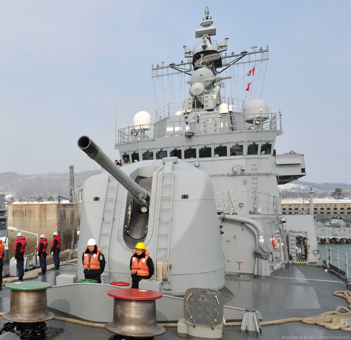 gwanggaeto the great class destroyer ddh kdx-i korean navy rokn roks armament 02c oto melara 127/54c gun