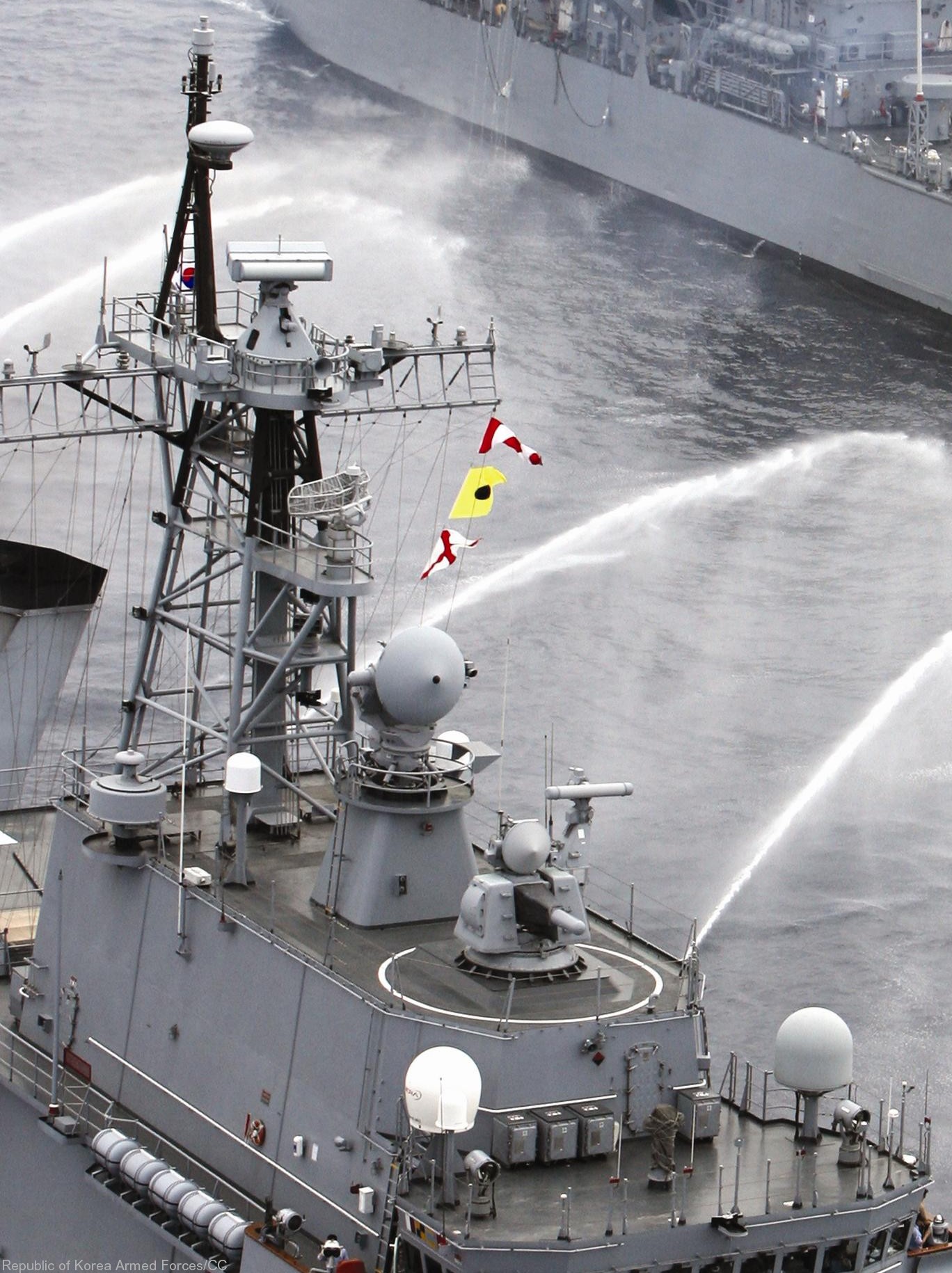 gwanggaeto the great class destroyer ddh kdx-i korean navy rokn roks armament 06c stir-180 fire control radar goalkeeper ciws