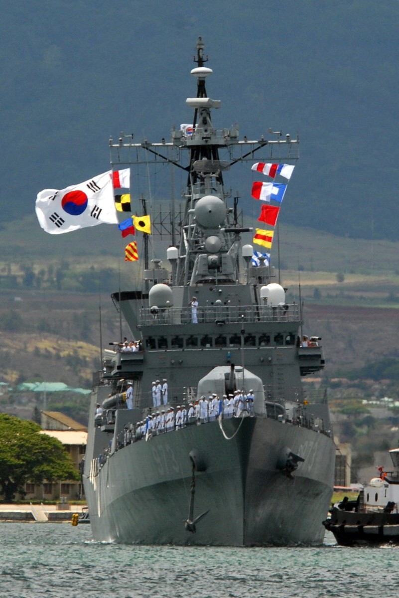 ddh-973 roks yang man-chun gwanggaeto the great class destroyer republic of korea navy rokn sea sparrow missile helicopter lynx mk.99a 03